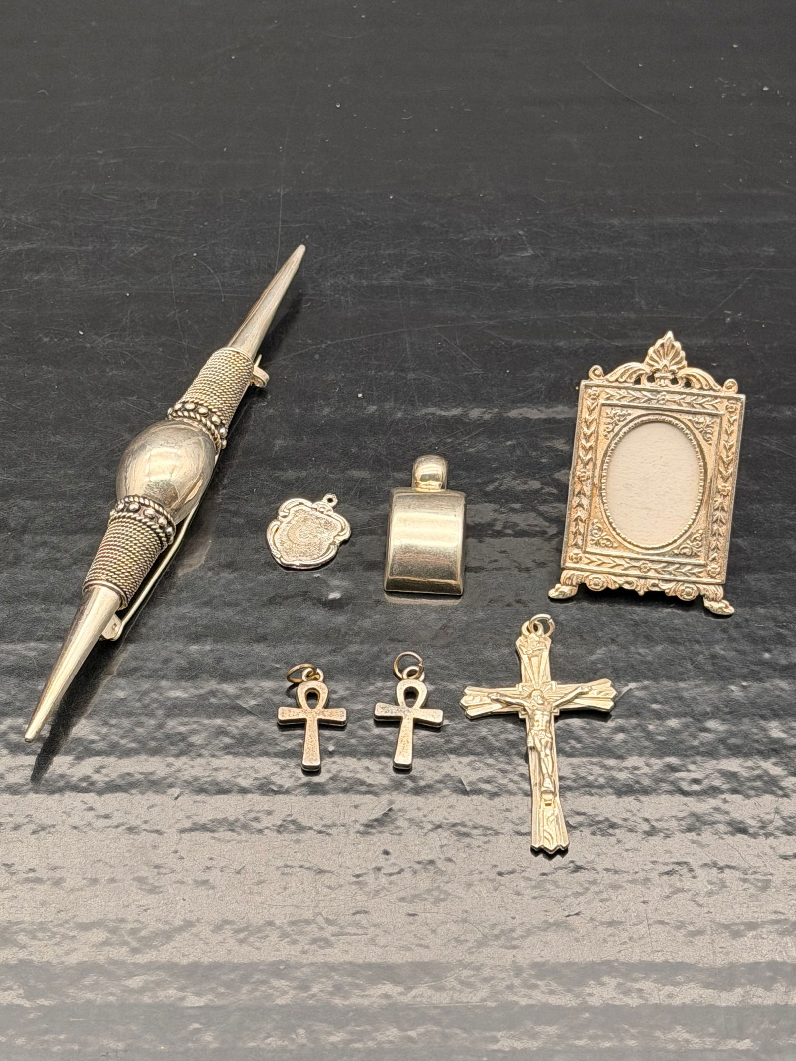 Vintage Silver-Tone Religious & Decorative Charm Lot – Crosses, Ankh, Frame & Hair Stick – 54g (1 of 3)