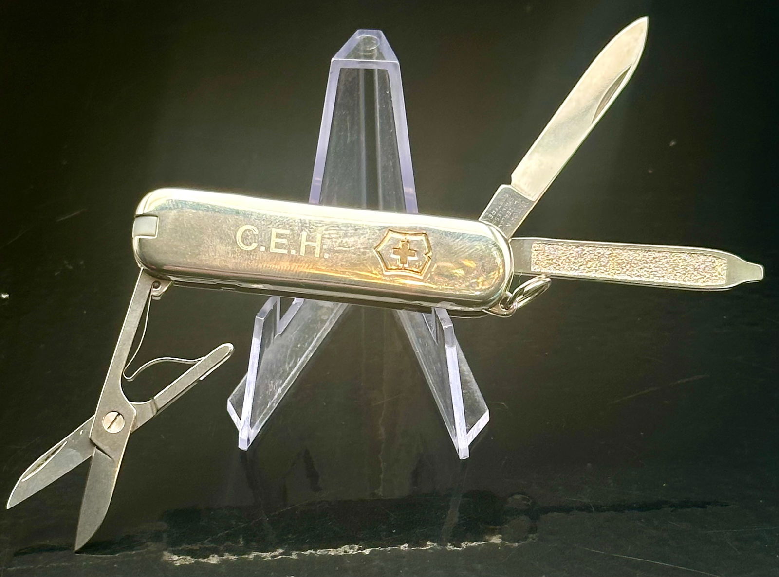 Tiffany & Co. Sterling & 18K Gold Swiss Army Knife – 925/750 Marked, Boxed (1 of 11)