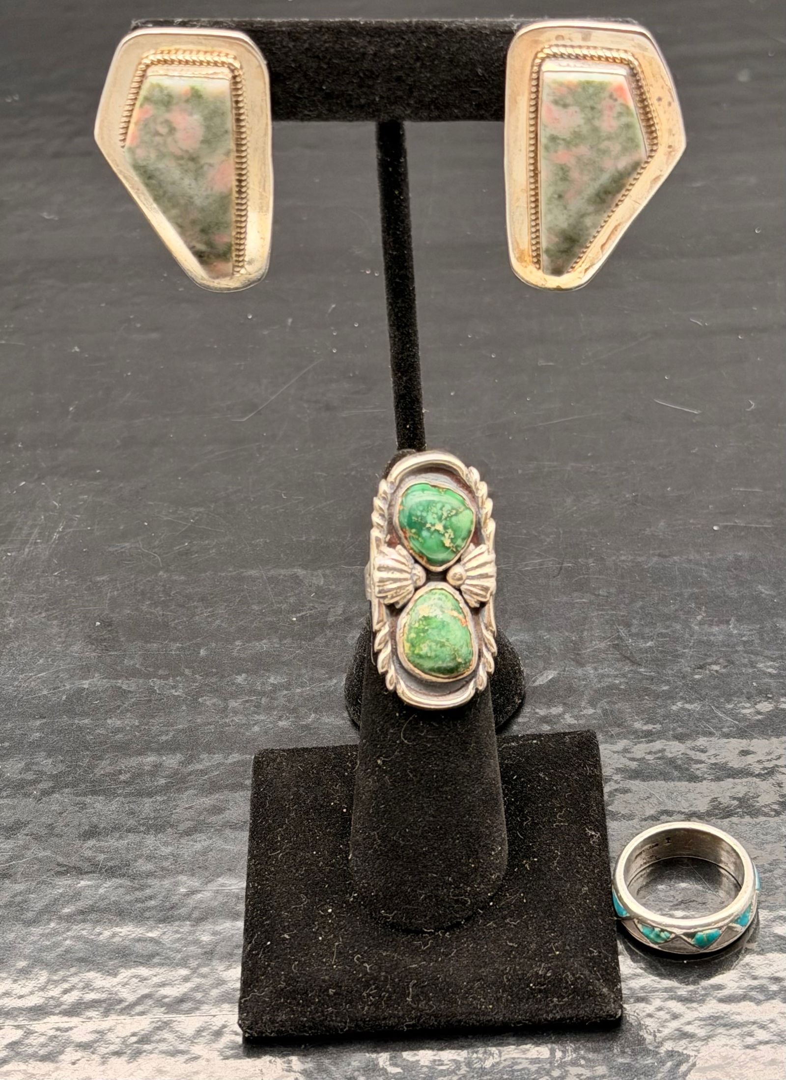 Southwestern Sterling Silver Jewelry Lot – Earrings, Turquoise Ring & Inlay Band – 35g (1 of 11)