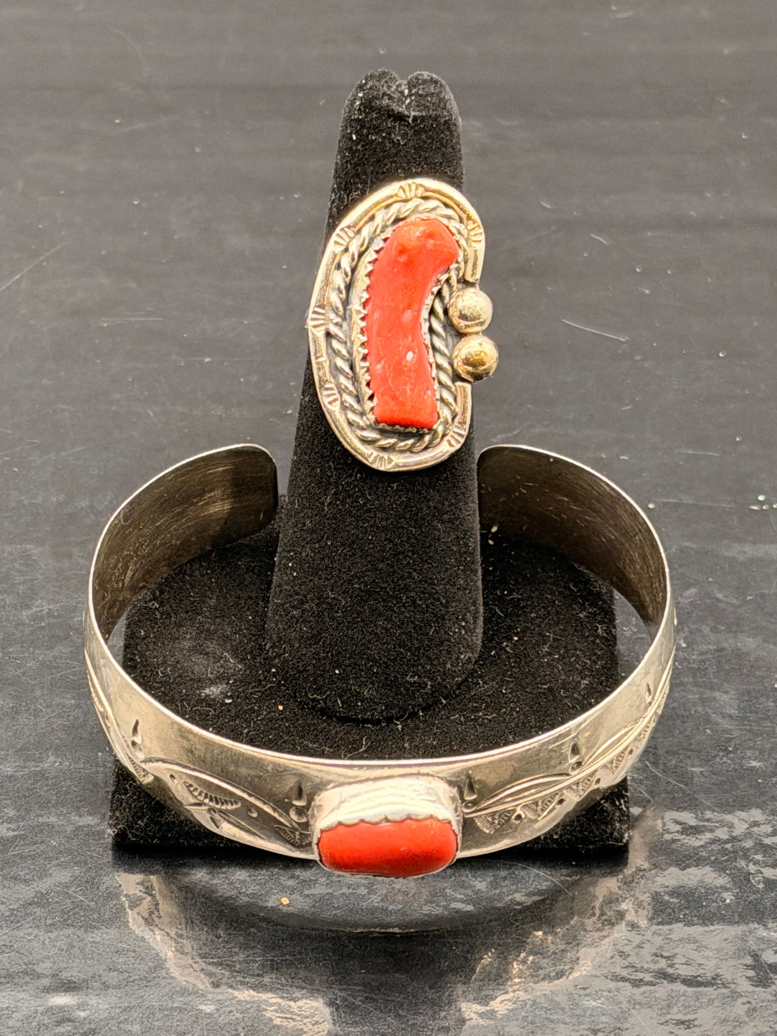 Navajo Sterling Silver & Red Coral Cuff Bracelet + Ring Set – 37g (1 of 11)
