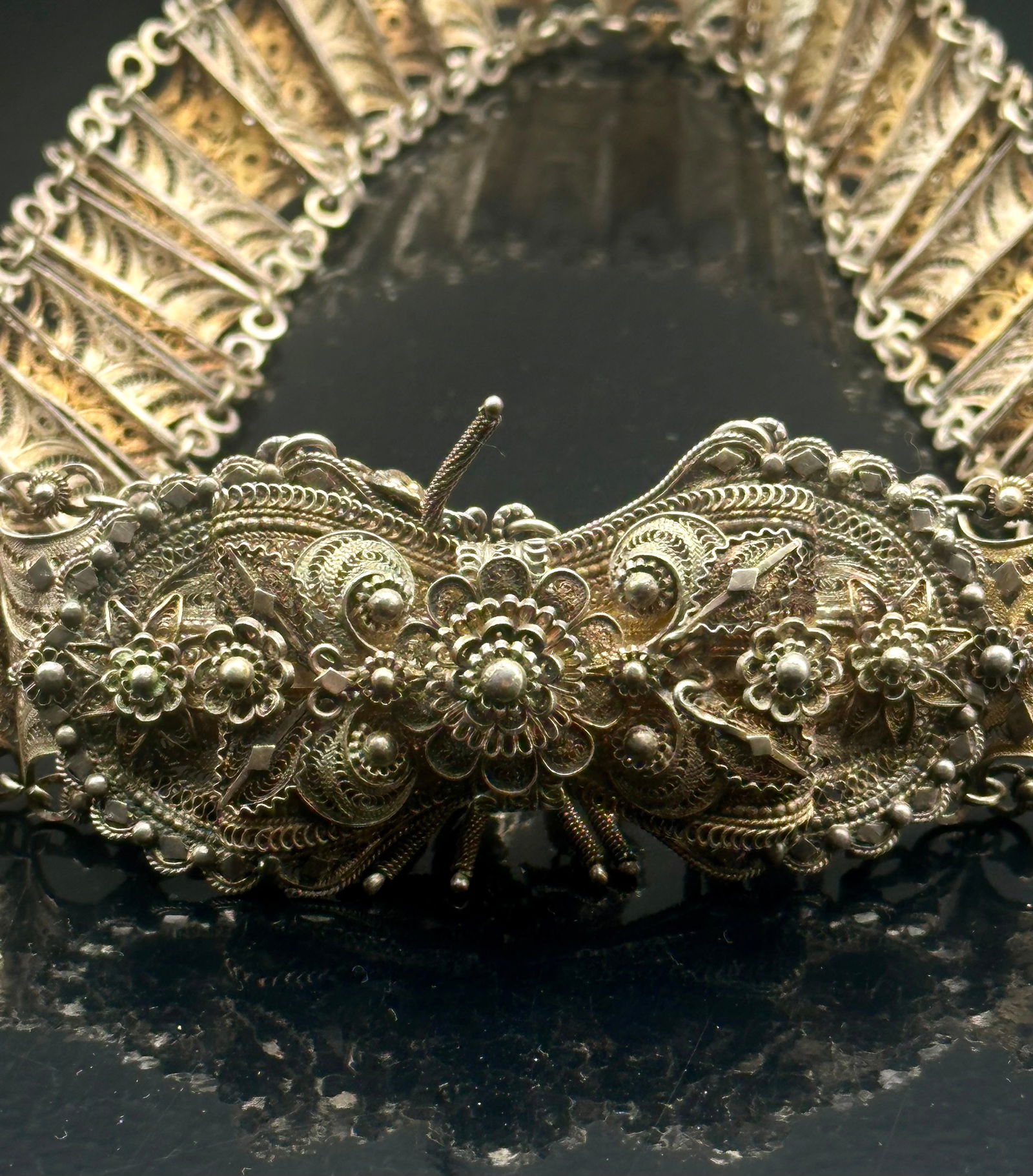 Handcrafted Ottoman Belt in Gold Blown Silver Filigree, 19th Century-269g: Beautiful Handcrafted Ottoman Belt in Gold Blown Silver Filigree.