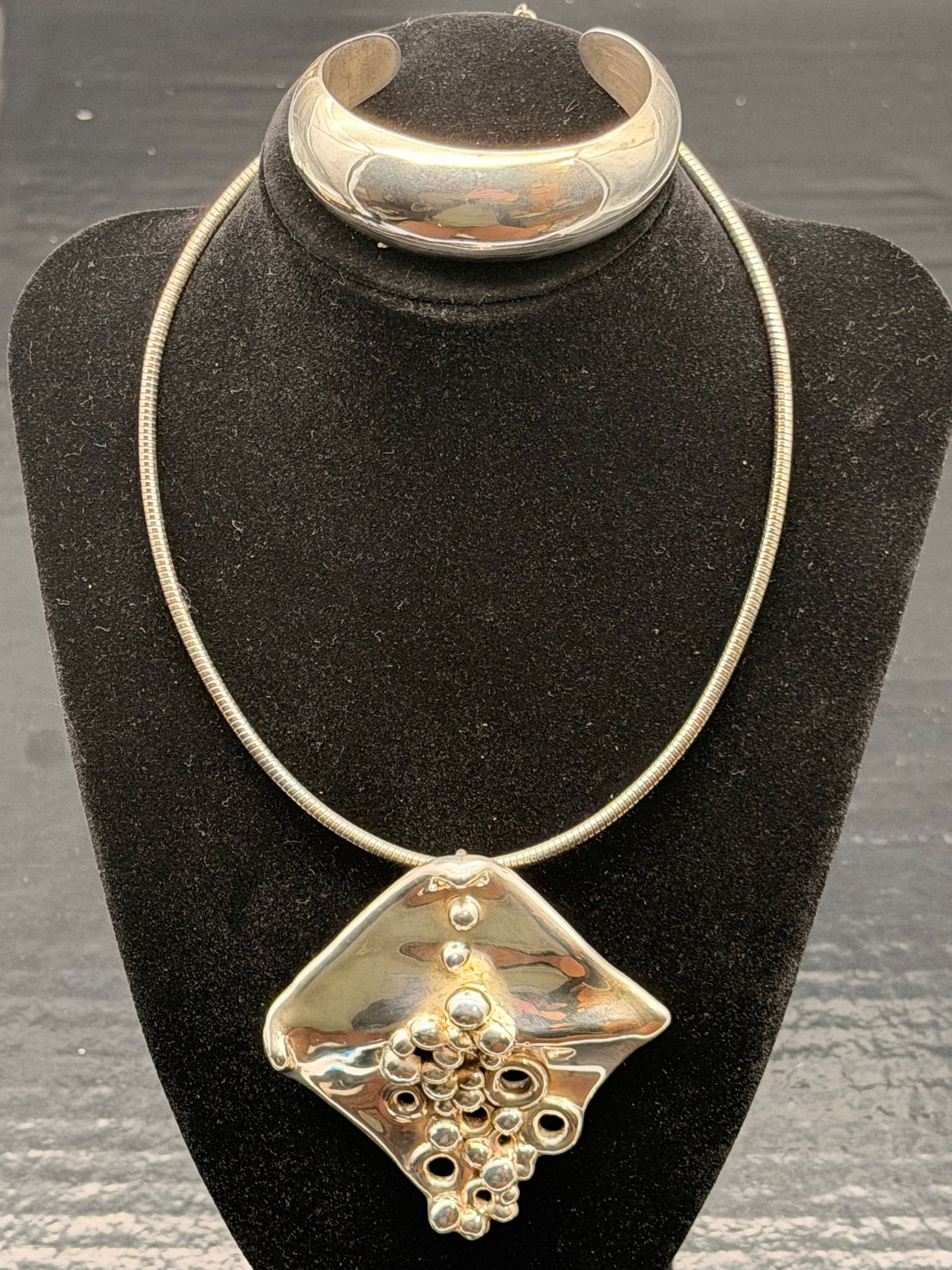 Vintage Sterling Silver Modernist Necklace & Cuff Set – 82g, Signed (1 of 9)