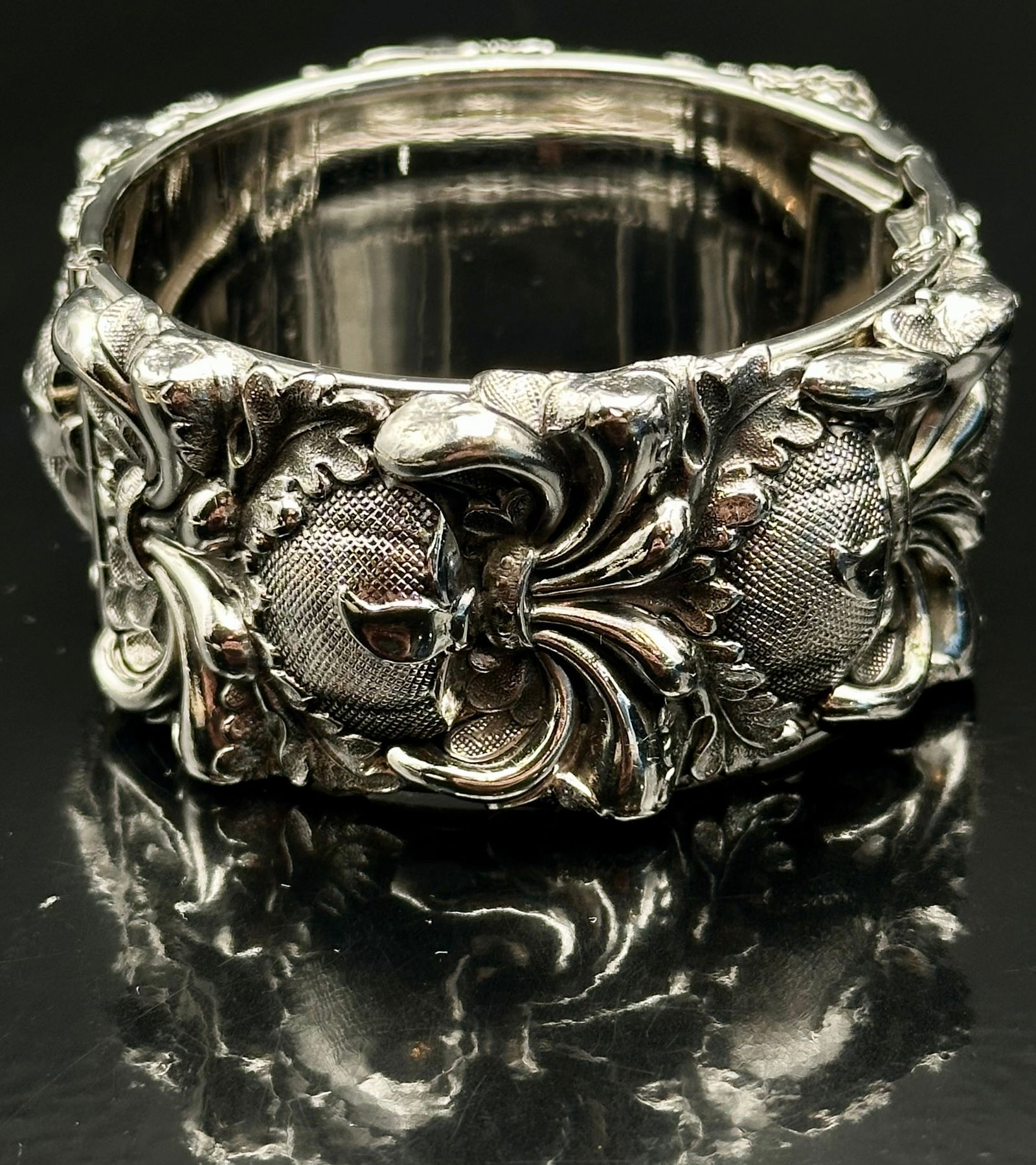 Vintage Whiting & Davis Ornate Silver-Tone Hinged Bracelet – Heavy 79g (1 of 11)