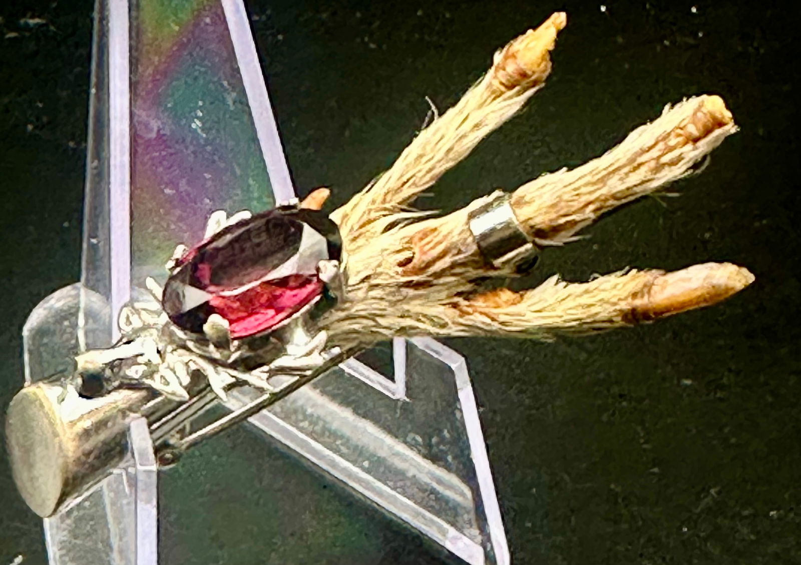 Antique Sterling Silver Rabbit Paw Brooch with Garnet Stone – British Hallmarked (1 of 12)