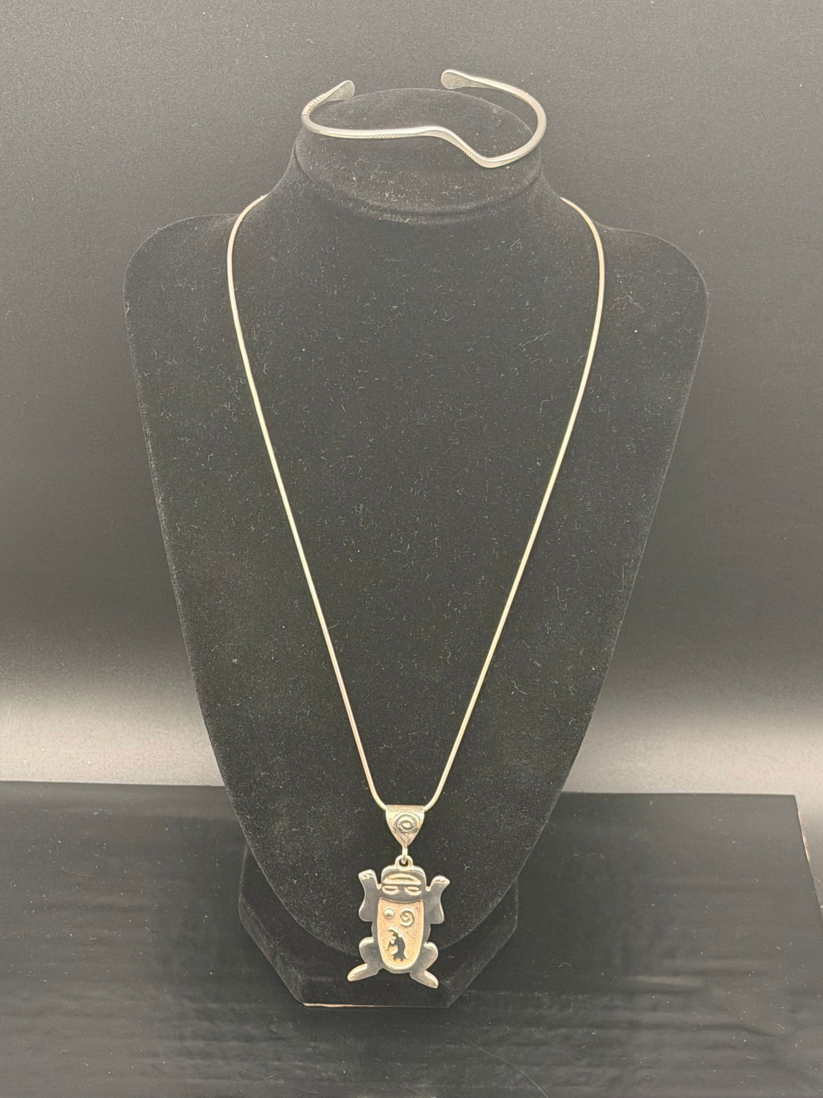 Navajo Sterling Silver Kokopelli Pendant Necklace & Cuff Bracelet – 31g (1 of 10)