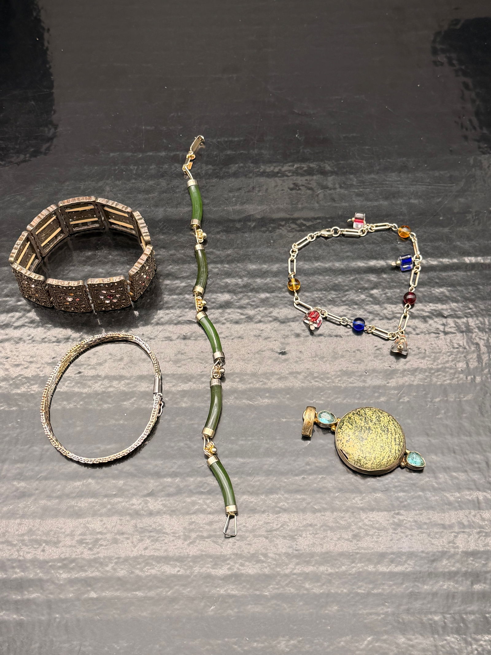 Vintage Mixed Bracelet & Pendant Lot – 5 Pieces – 106g (1 of 11)