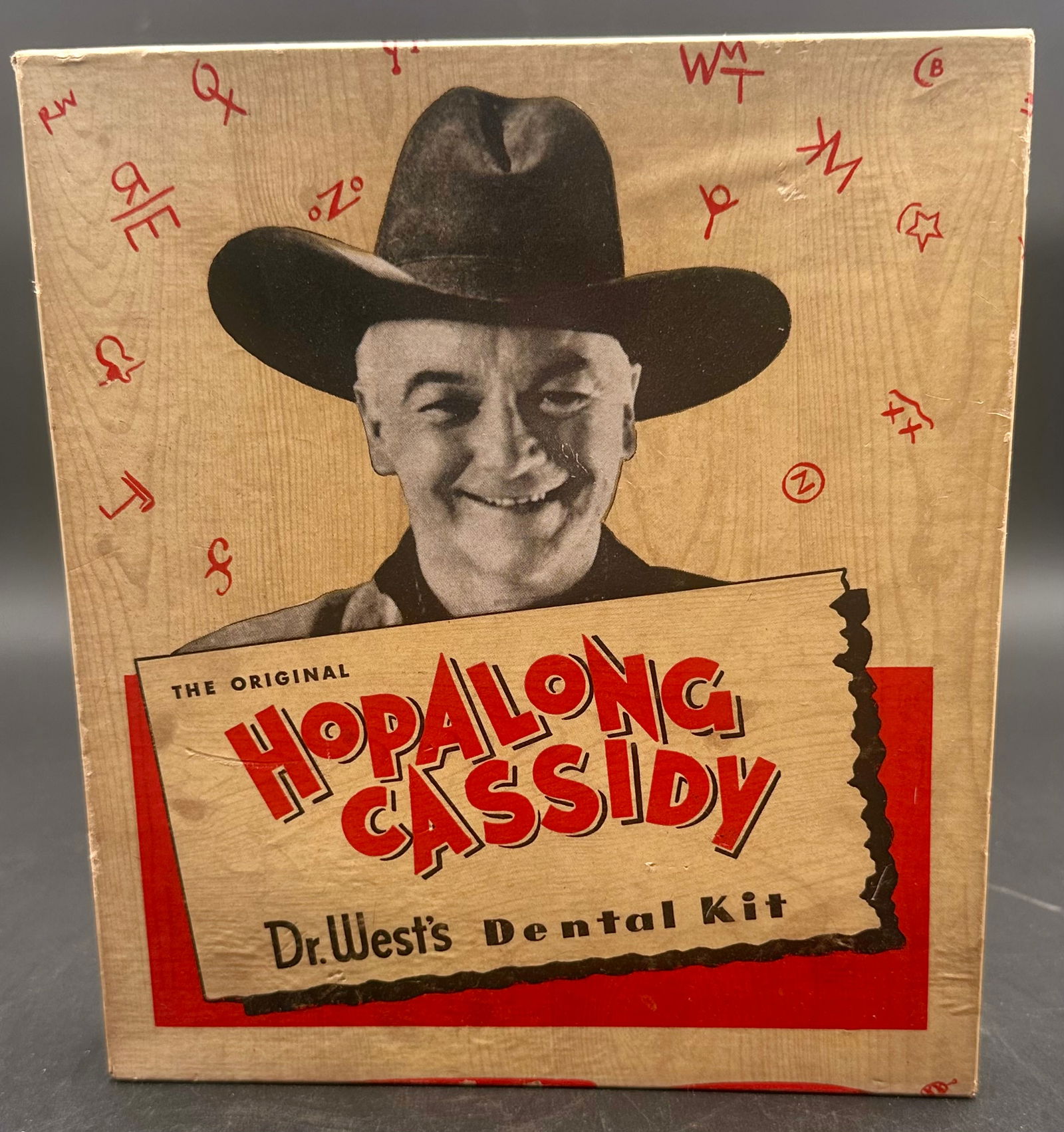1950s Hopalong Cassidy Dr. West’s Dental Kit – Original Box, Mirror & Contents (1 of 11)