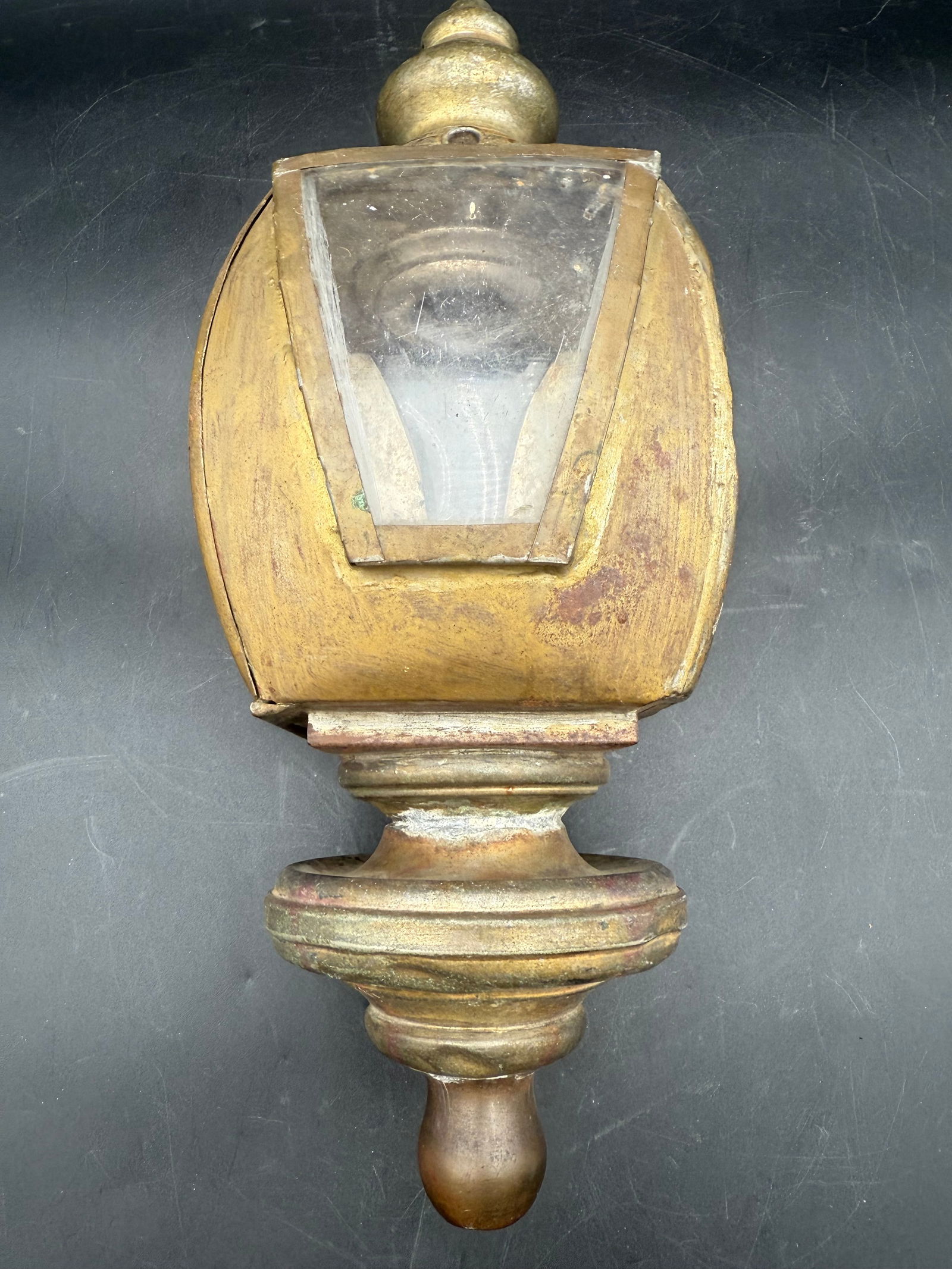 Antique Brass Carriage Lamp. (1 of 11)
