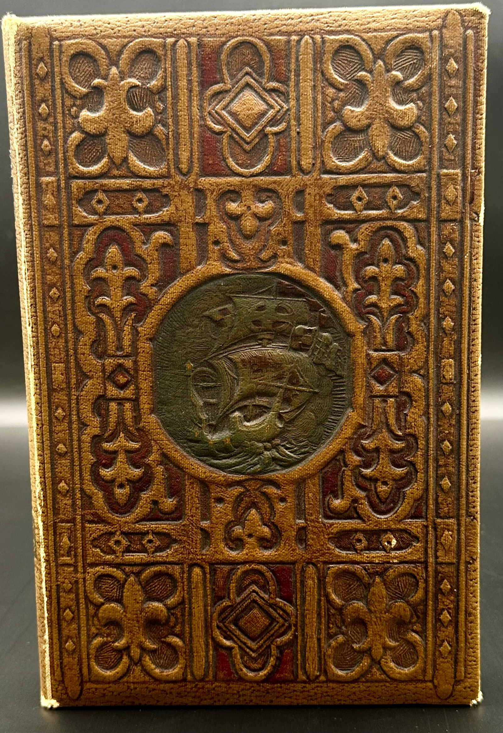 Antique Bausch & Lomb “Modern Eyewear” Book-Form Optical Case, c.1900 (1 of 9)