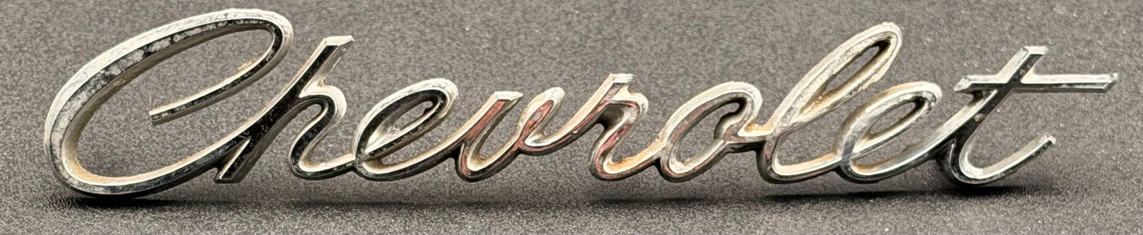 Vintage Chevrolet Script Emblem Badge Chrome OEM Trunk Hood Fender (1 of 4)