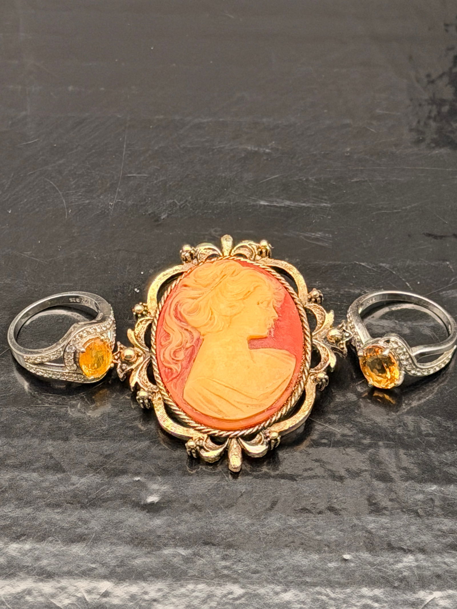 Vintage Cameo Brooch Pendant & Two Sterling Silver Citrine Rings – 35g Lot (1 of 10)