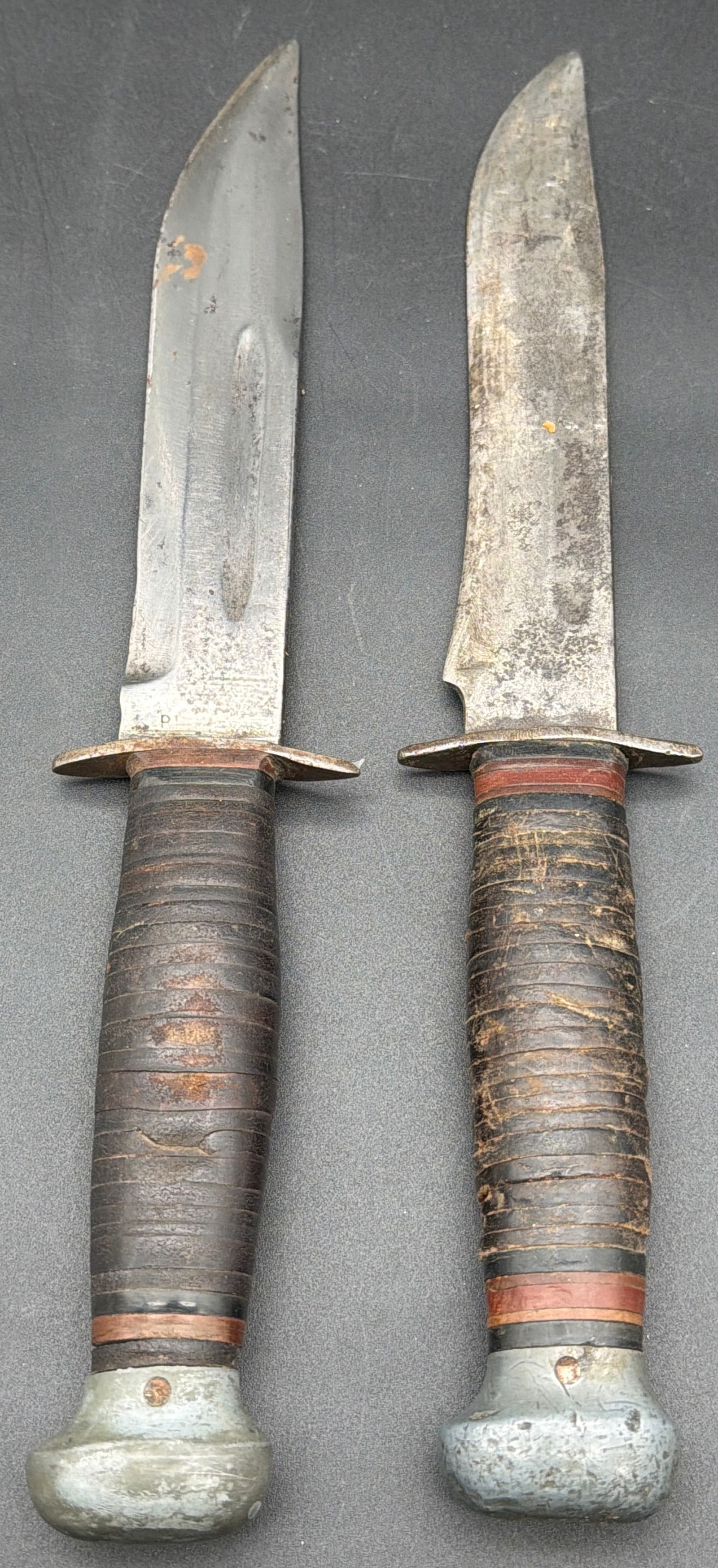 Vintage Fixed Blade Hunting Knife Lot – 2 Stacked Leather Handle Knives – Outdoorsman / Camp (1 of 5)