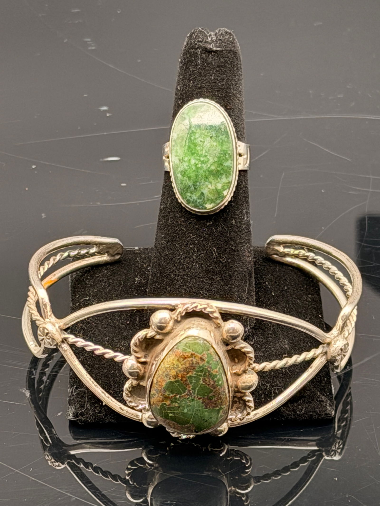 Navajo Sterling Silver Green Turquoise Cuff Bracelet & Ring Set – Mexico 925 Mark (1 of 11)