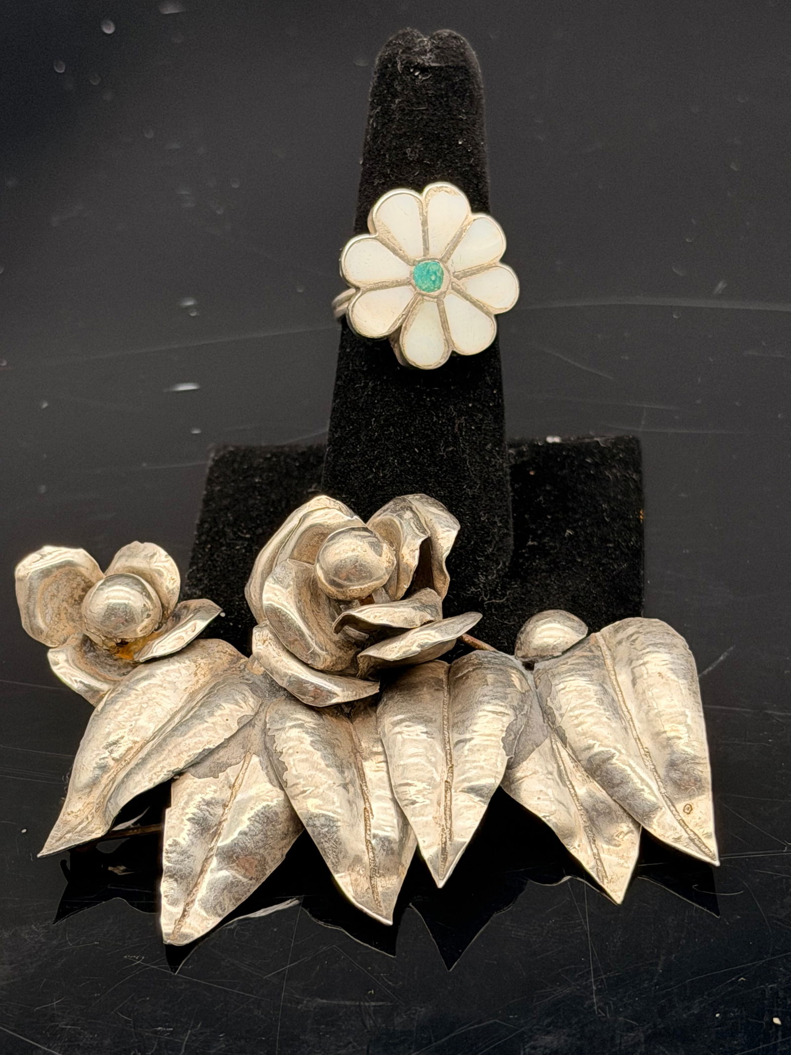 Vintage Sterling Silver Rose & Leaves Brooch (Signed PAINO) + Sterling Daisy Ring – 2 Pc Lot (1 of 8)