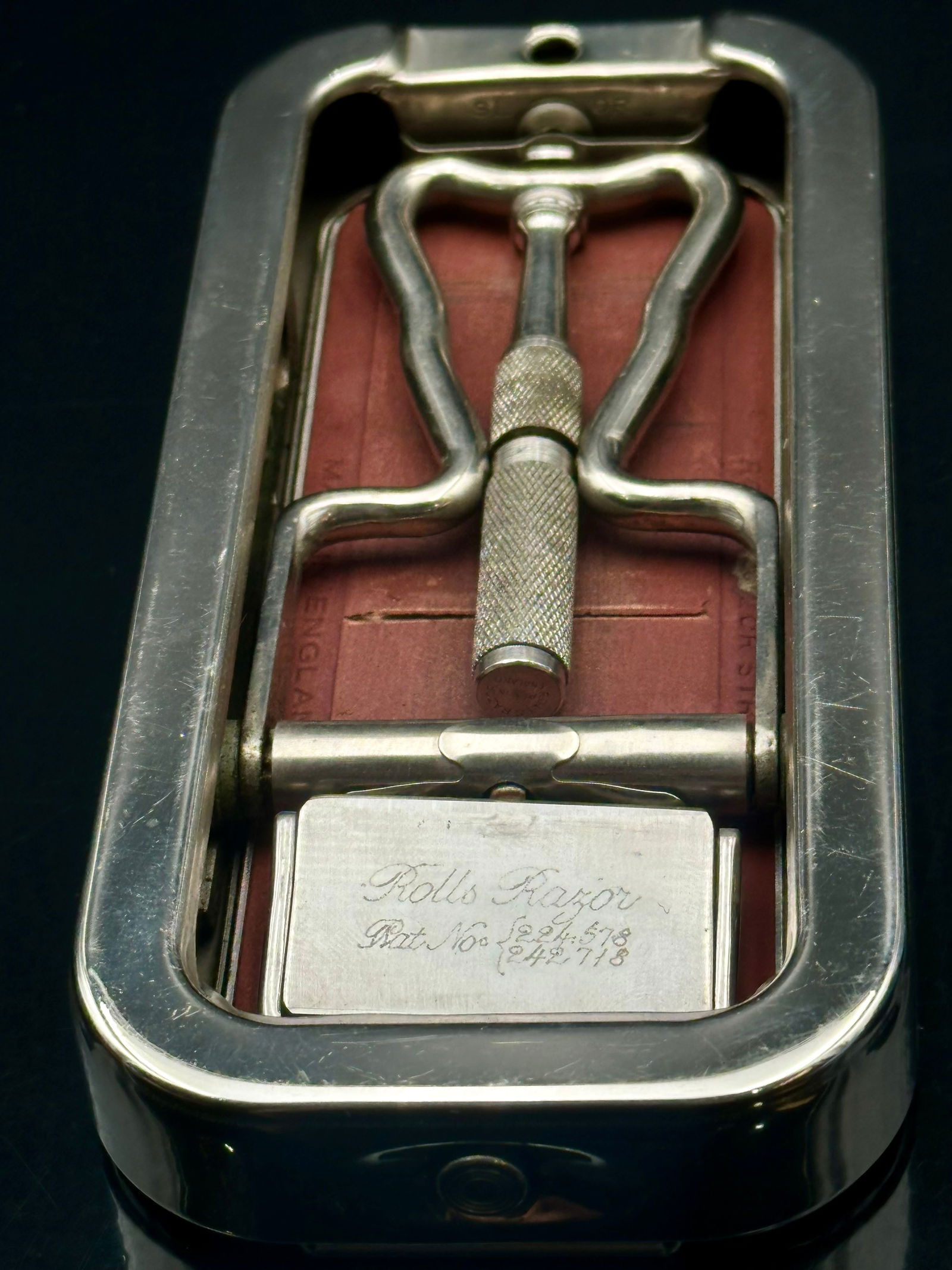 Vintage Rolls Razor “The Whetter” – Self-Sharpening Safety Razor Set, Made in England (1 of 12)