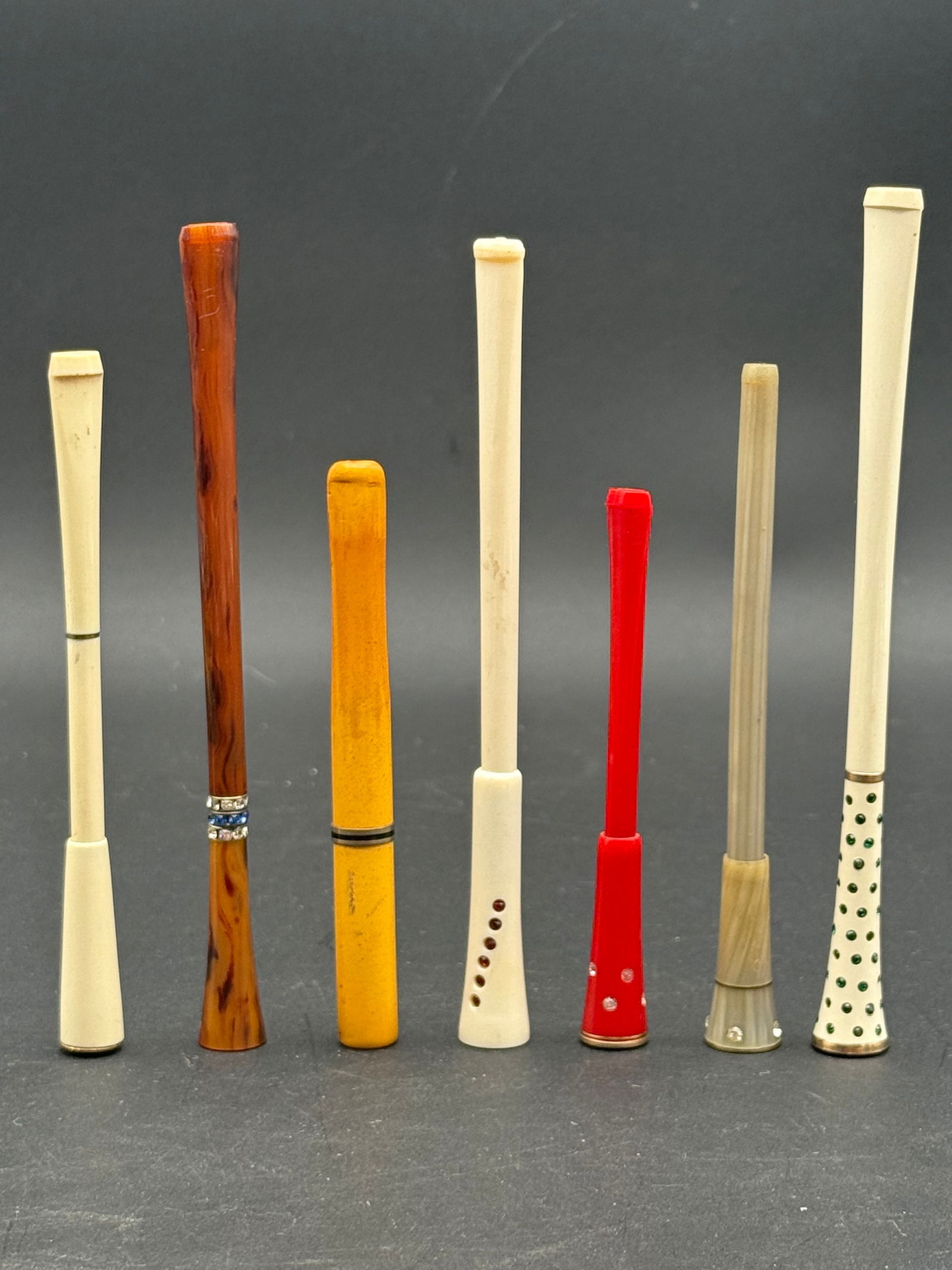 7 vintage cigarettes holder (1 of 12)