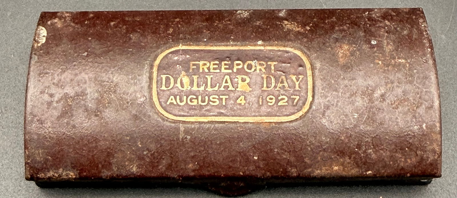 Vintage 1927 Valet AutoStrop Razor Set – Brass – Original Case “Freeport Dollar Day” (1 of 5)