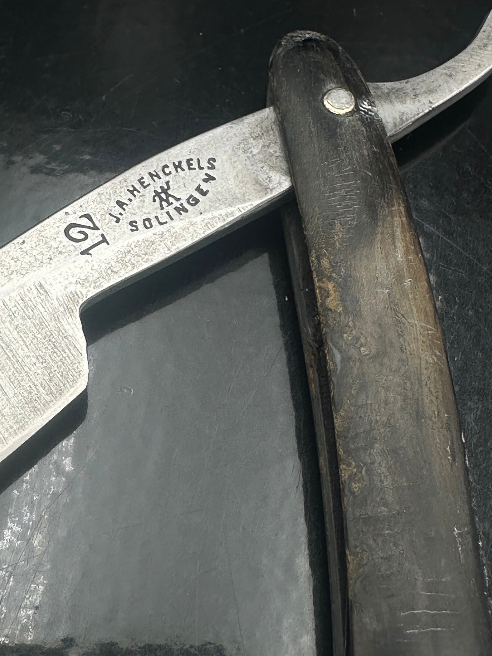 Antique J.A. Henckels “12” Straight Razor – Solingen Germany – Horn Scales (1 of 6)