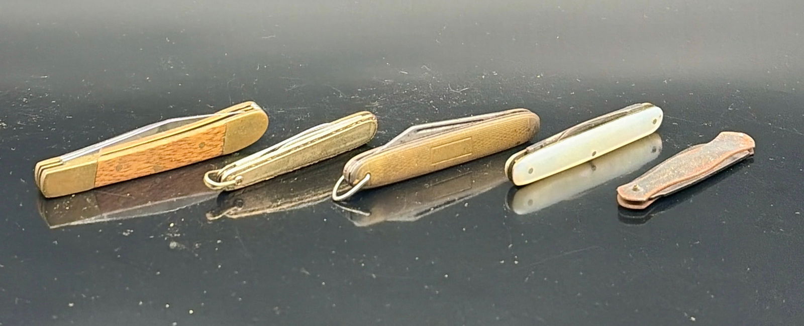 Lot of 5 Vintage Pocket Knives Mixed Handle Types (1 of 12)