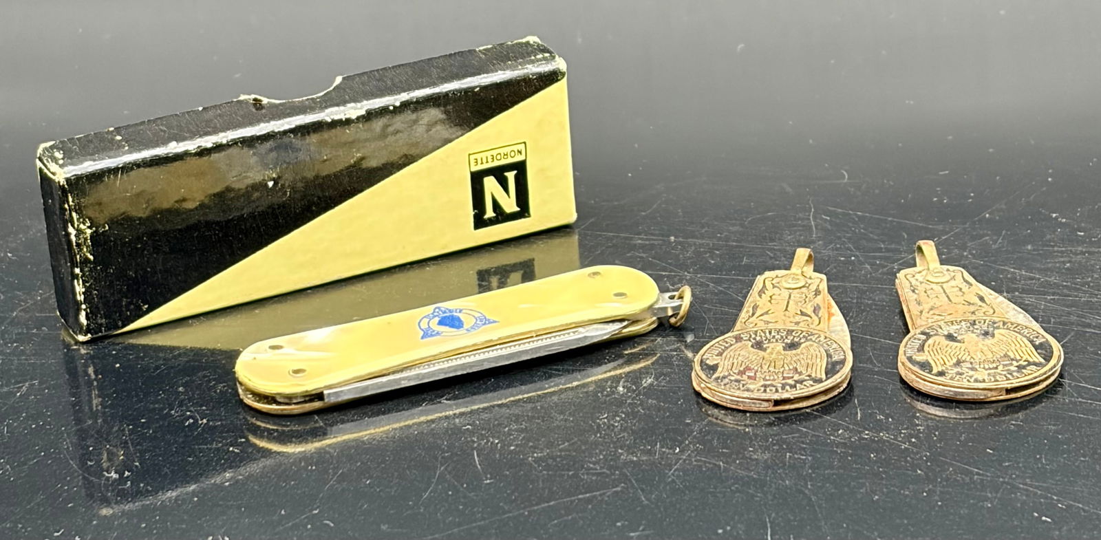 Vintage Norelite Pocket Knife w/ Box + (2) Novelty Coin Knives Lot (1 of 7)