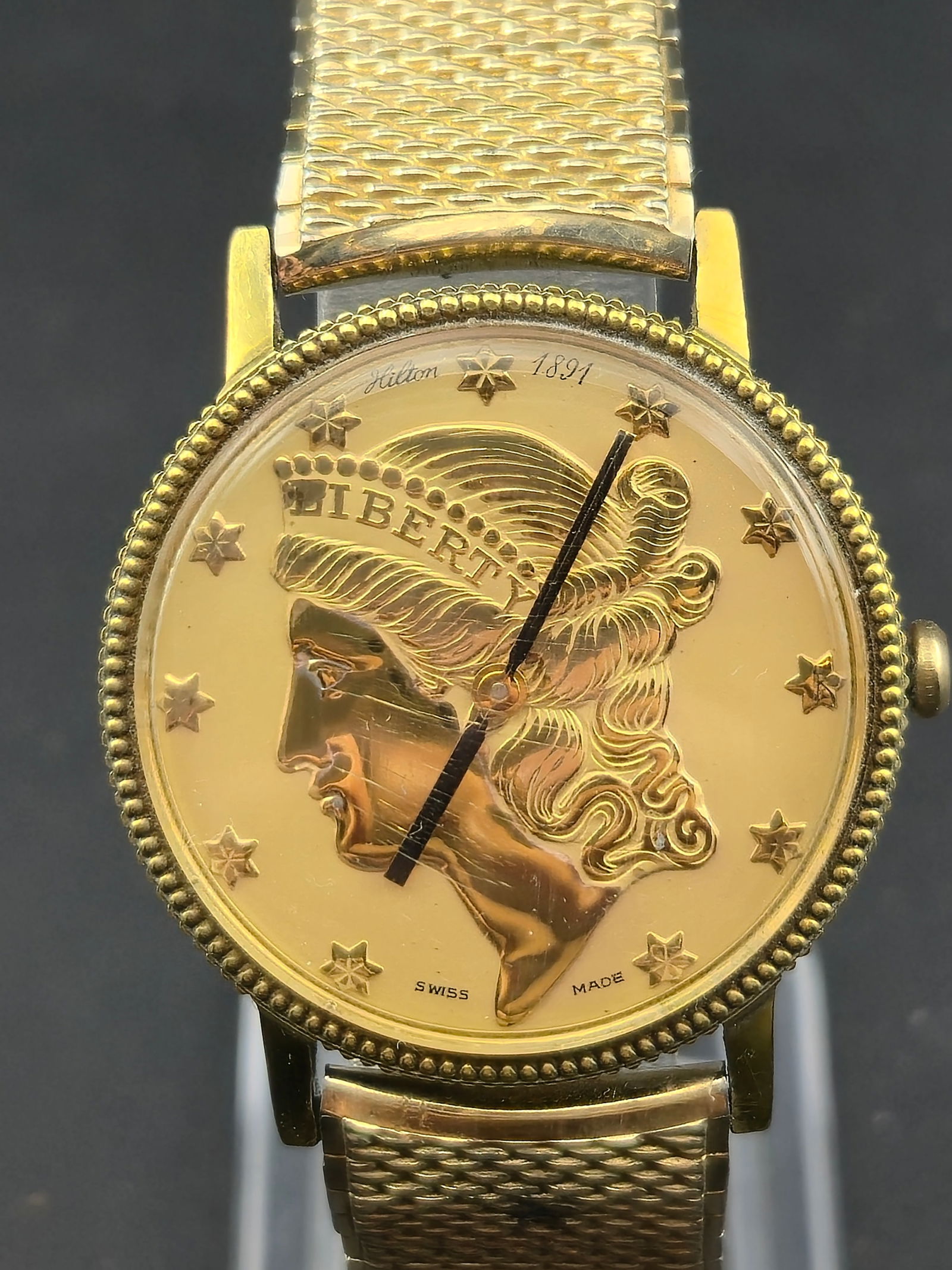 1970s Hilton Swiss Liberty Head Coin Watch 33mm Gold Plated 10 Microns Runs & Keeping Time (1 of 11)
