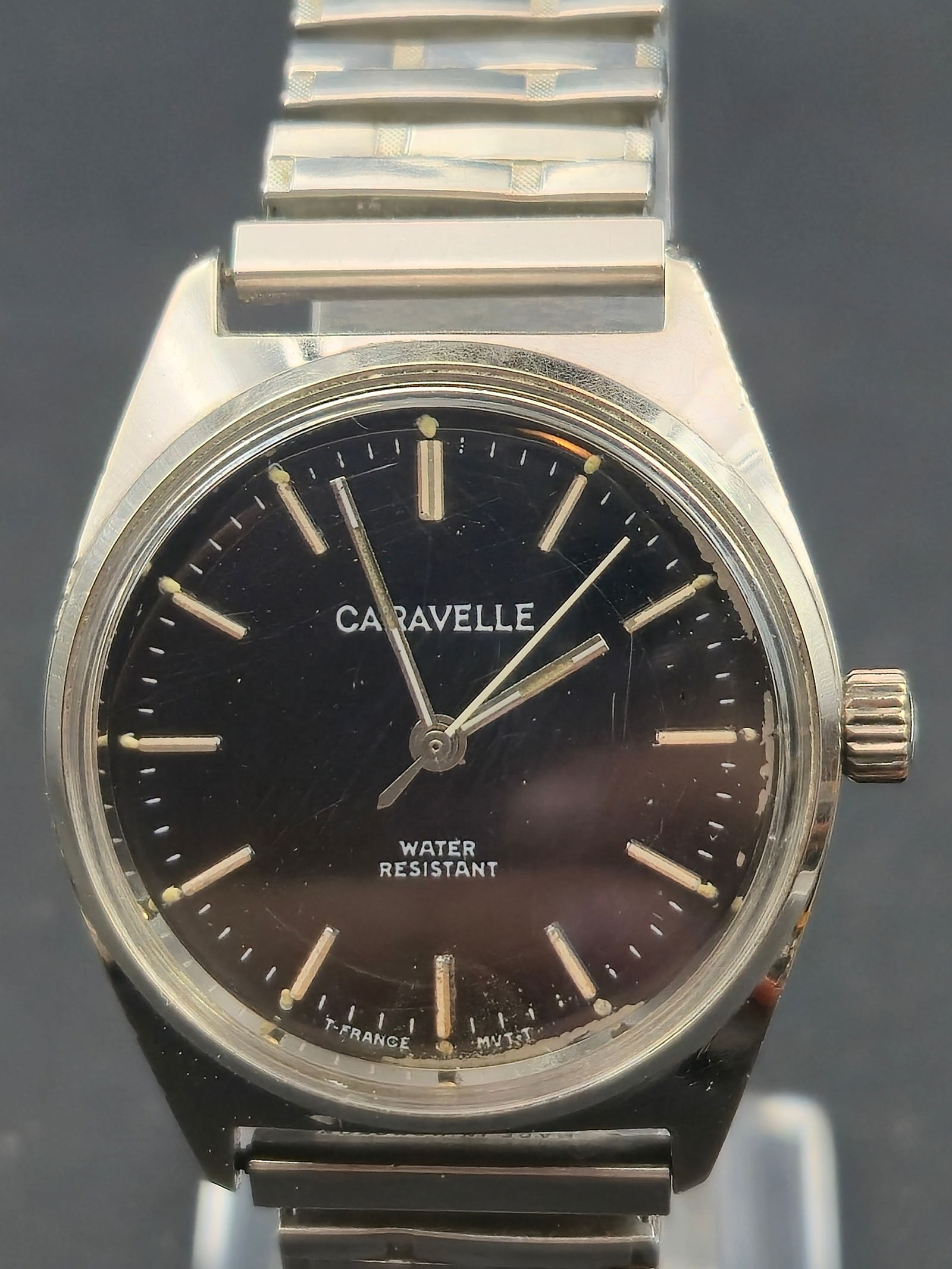 Caravelle by Bulova 31mm Silver-Tone 7-Jewel Mechanical Watch (N9, 1979) – Runs (1 of 10)