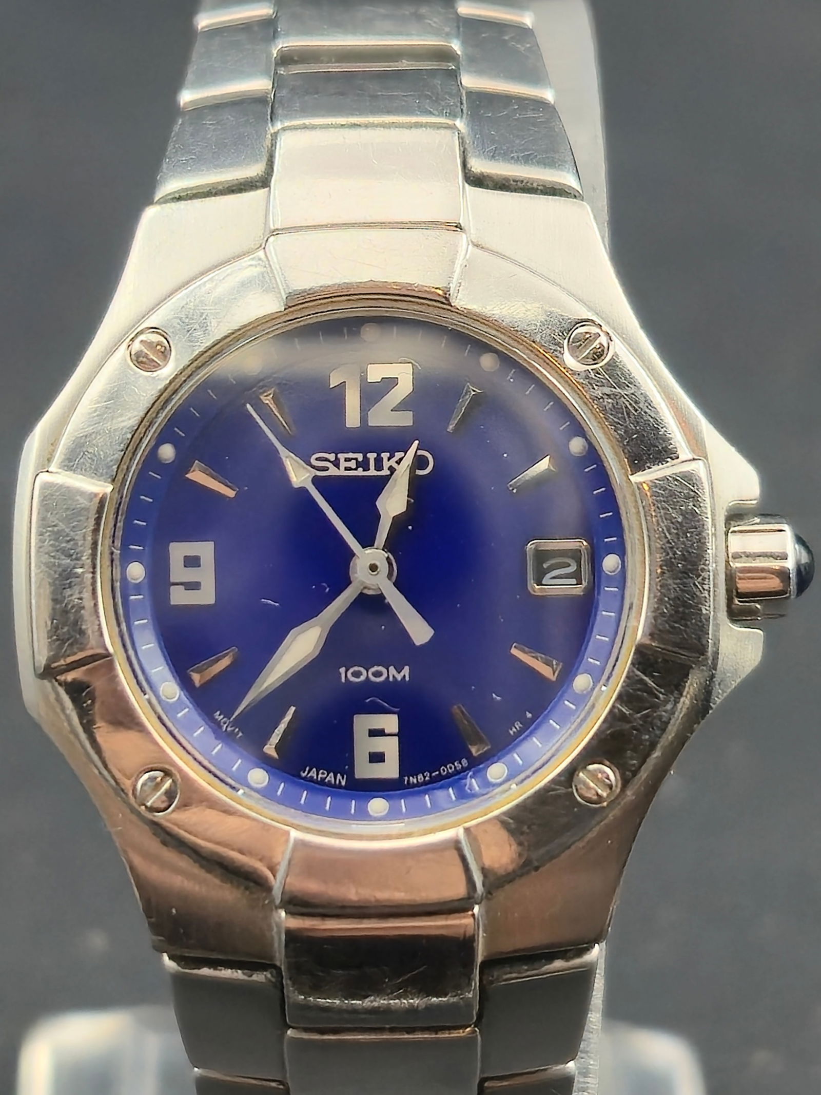 Seiko 7N82-0B50 28mm Stainless Steel Blue Dial 100M Quartz Watch – New Battery (1 of 9)