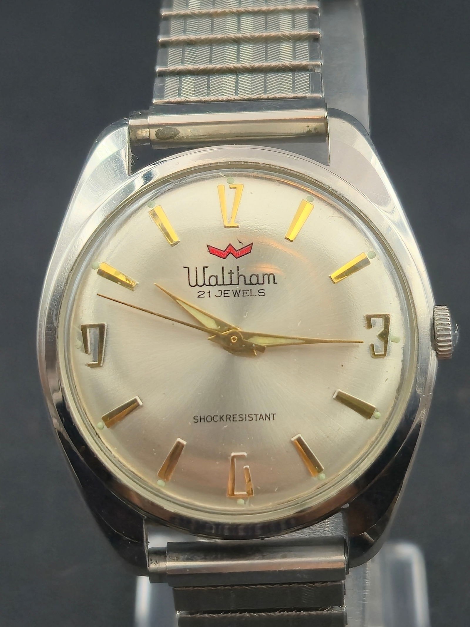 Waltham 34mm Stainless Steel 21 Jewel Shockresistant Mens Watch Running (1 of 11)