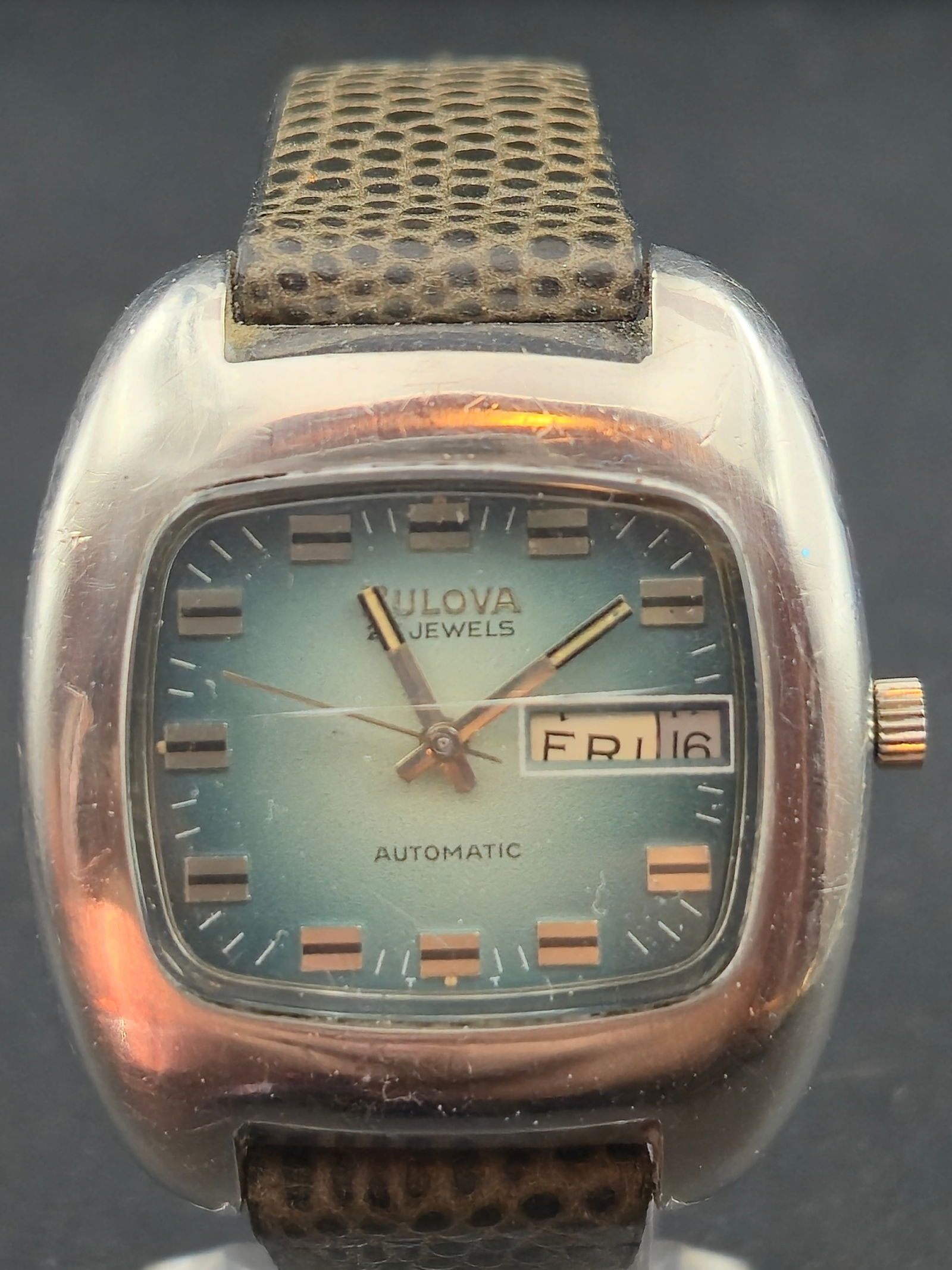 1973 Bulova Automatic Day-Date Cushion Case 35mm Blue Dial Stainless Steel (1 of 9)