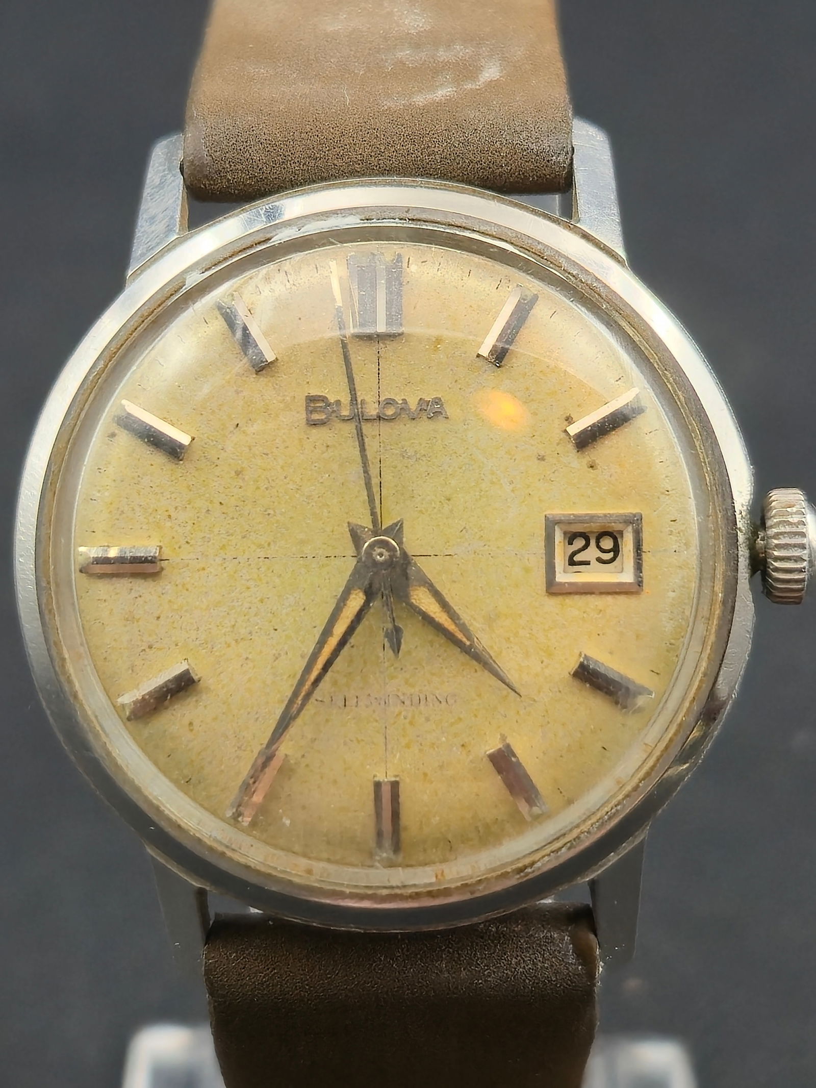 1950s Bulova Self-Winding Date Stainless Steel Case 30.9mm (1 of 8)
