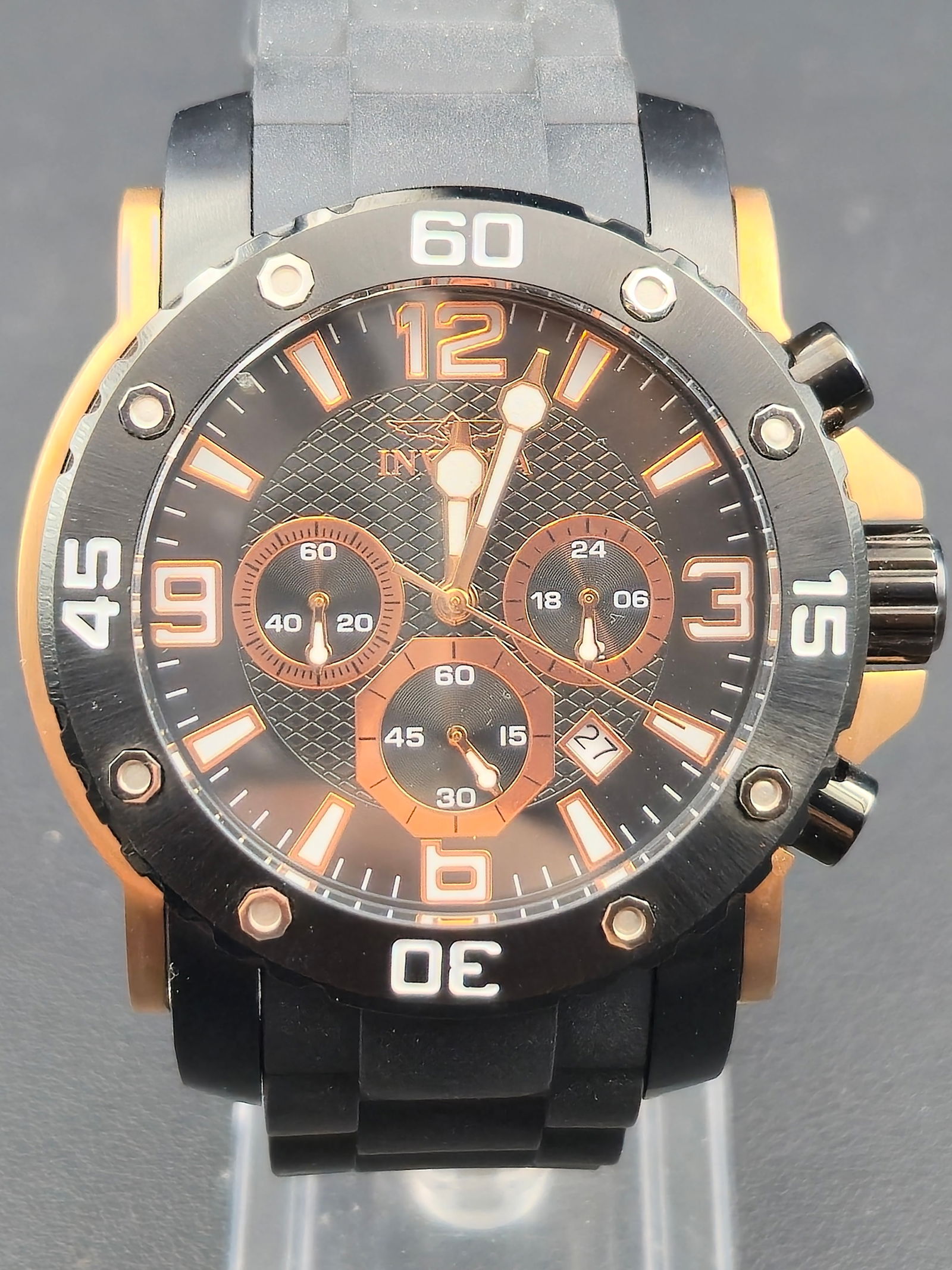 Invicta Pro Diver Chronograph Model 19181 Modern Stainless Steel Black Dial 51mm (1 of 7)