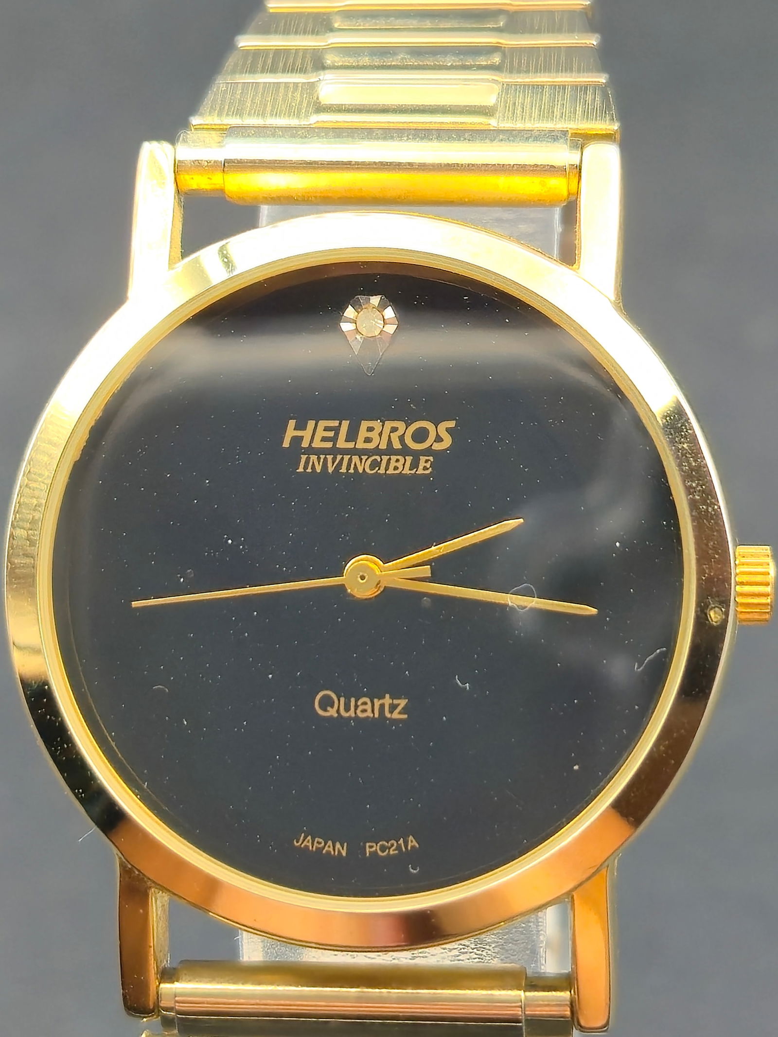 Helbros Invincible Quartz c.1990s Gold-Tone Bracelet Watch 37mm Japan PC21A (1 of 9)