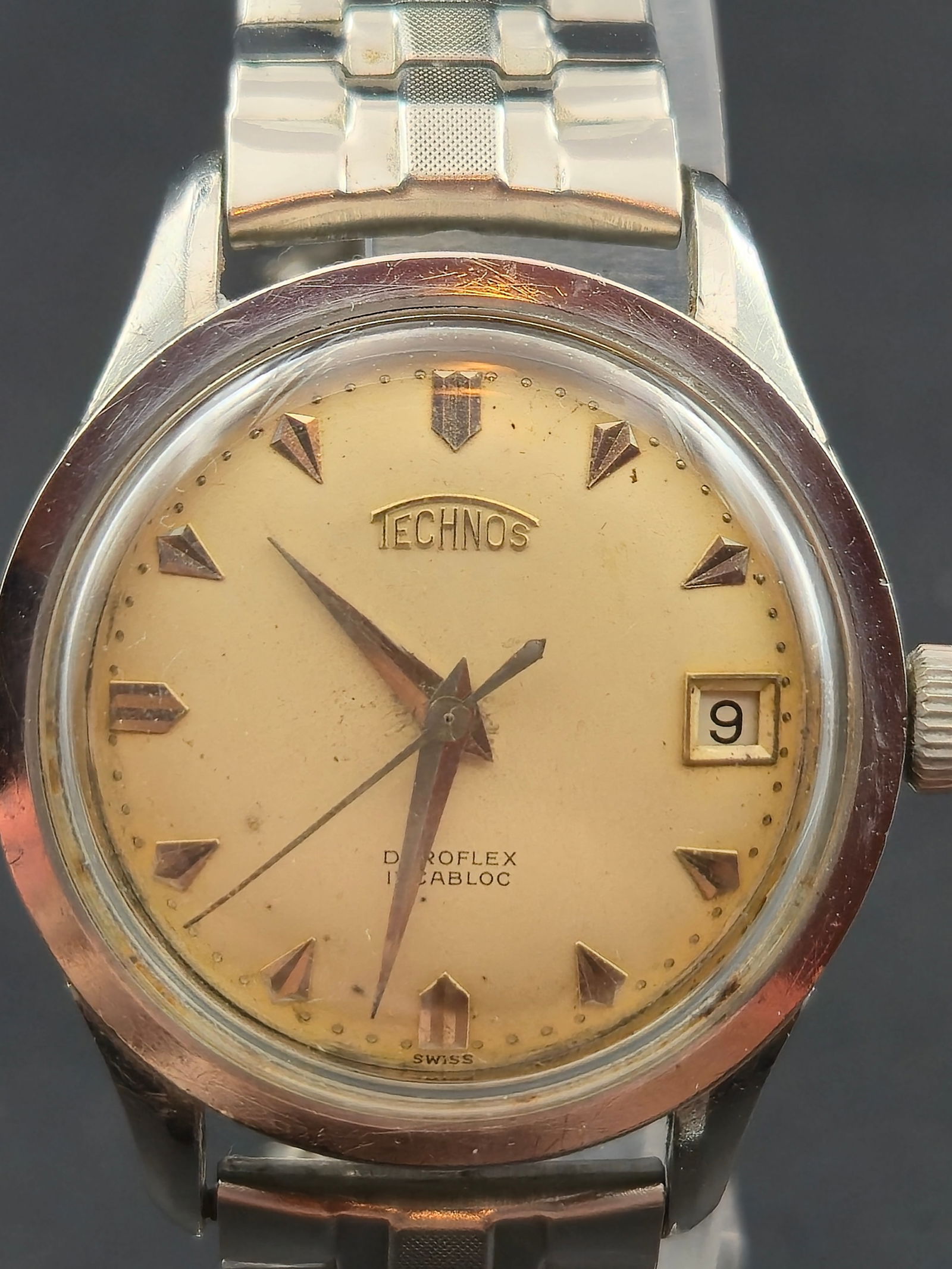 1960s Technos Datoflex Incabloc 17J Automatic Date Chrome Wristwatch 35mm – Runs (1 of 11)