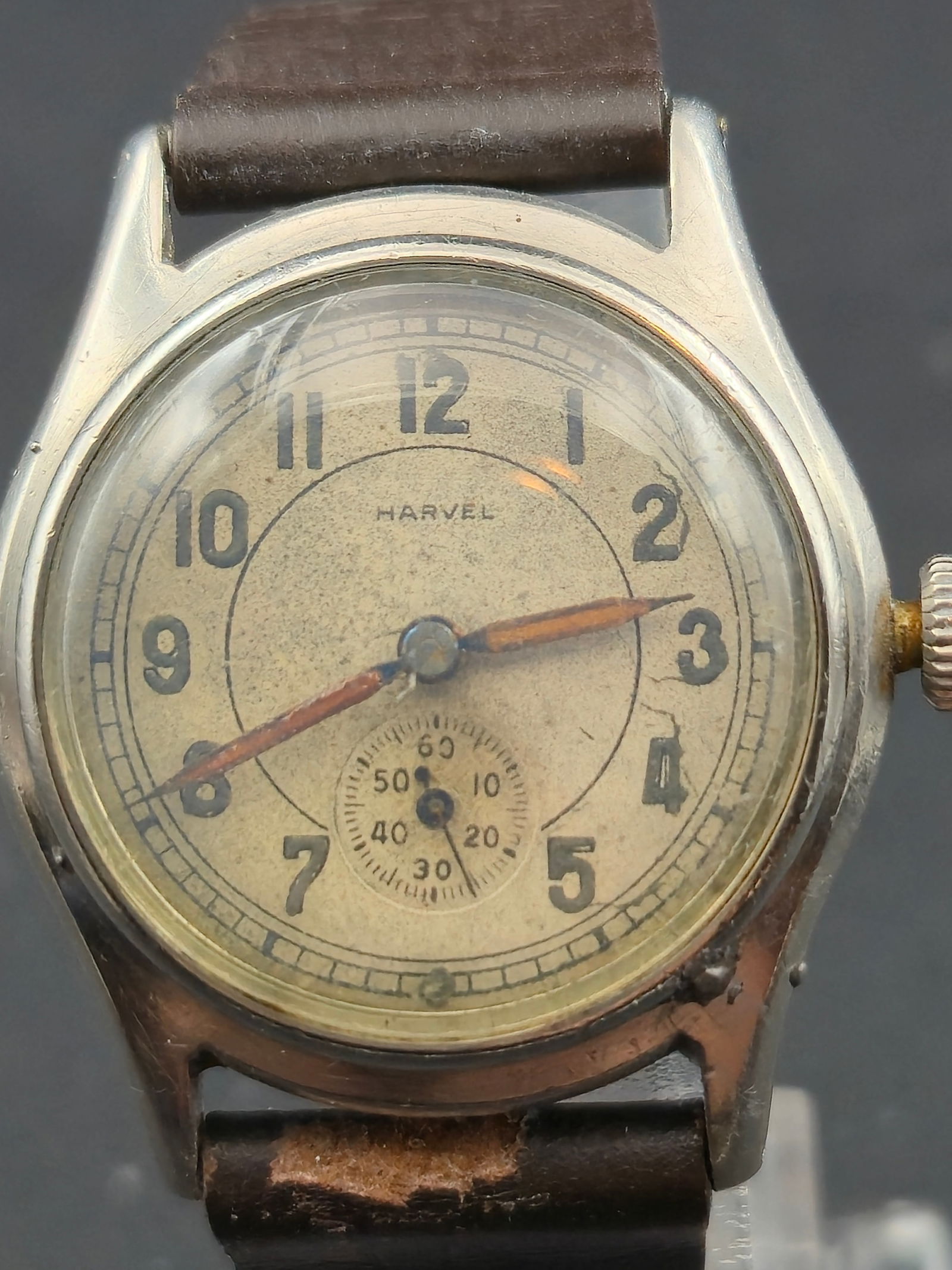 Late 1940s Harvel Swiss Bumper Automatic Military-Style Dial 17J Wristwatch 31mm – Runs (1 of 11)