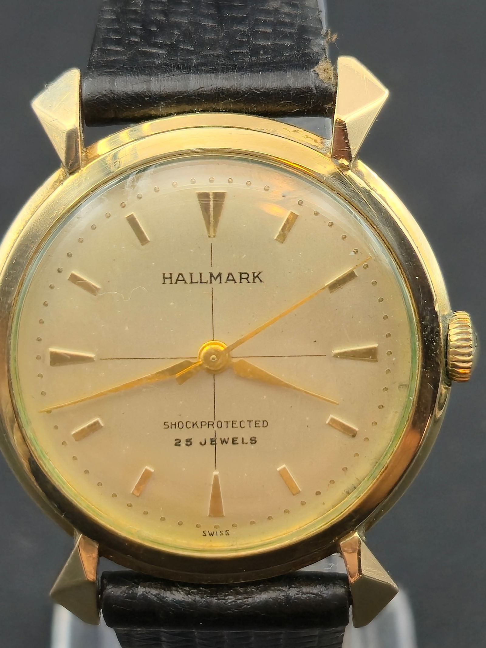 1960s Hallmark Swiss 25J Shockprotected Automatic 10K Gold Filled Wristwatch 33mm – Runs (1 of 11)