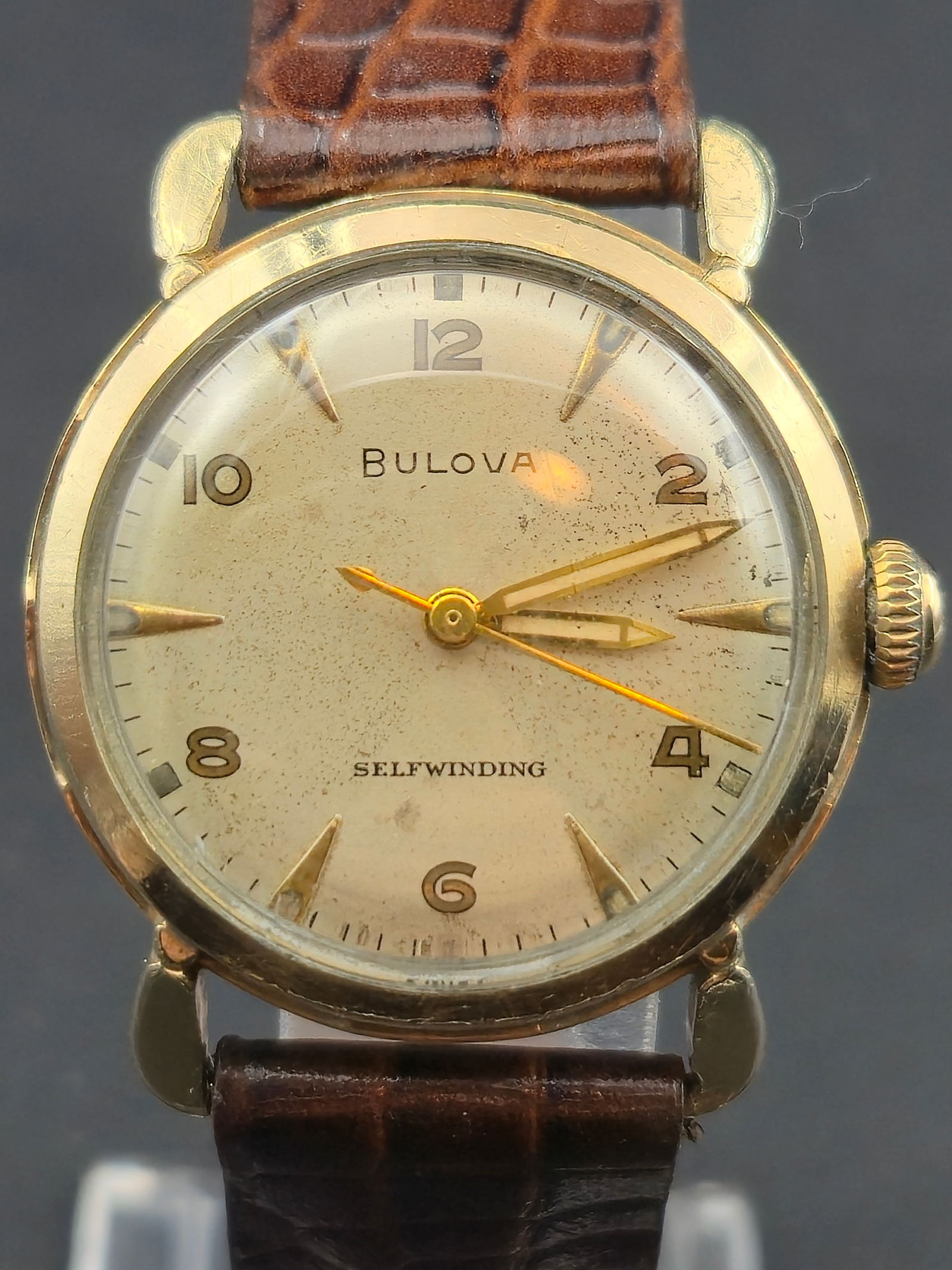 1950s Bulova Selfwinding Swiss Wristwatch 31mm 10K RGP – Runs Intermittent (1 of 10)