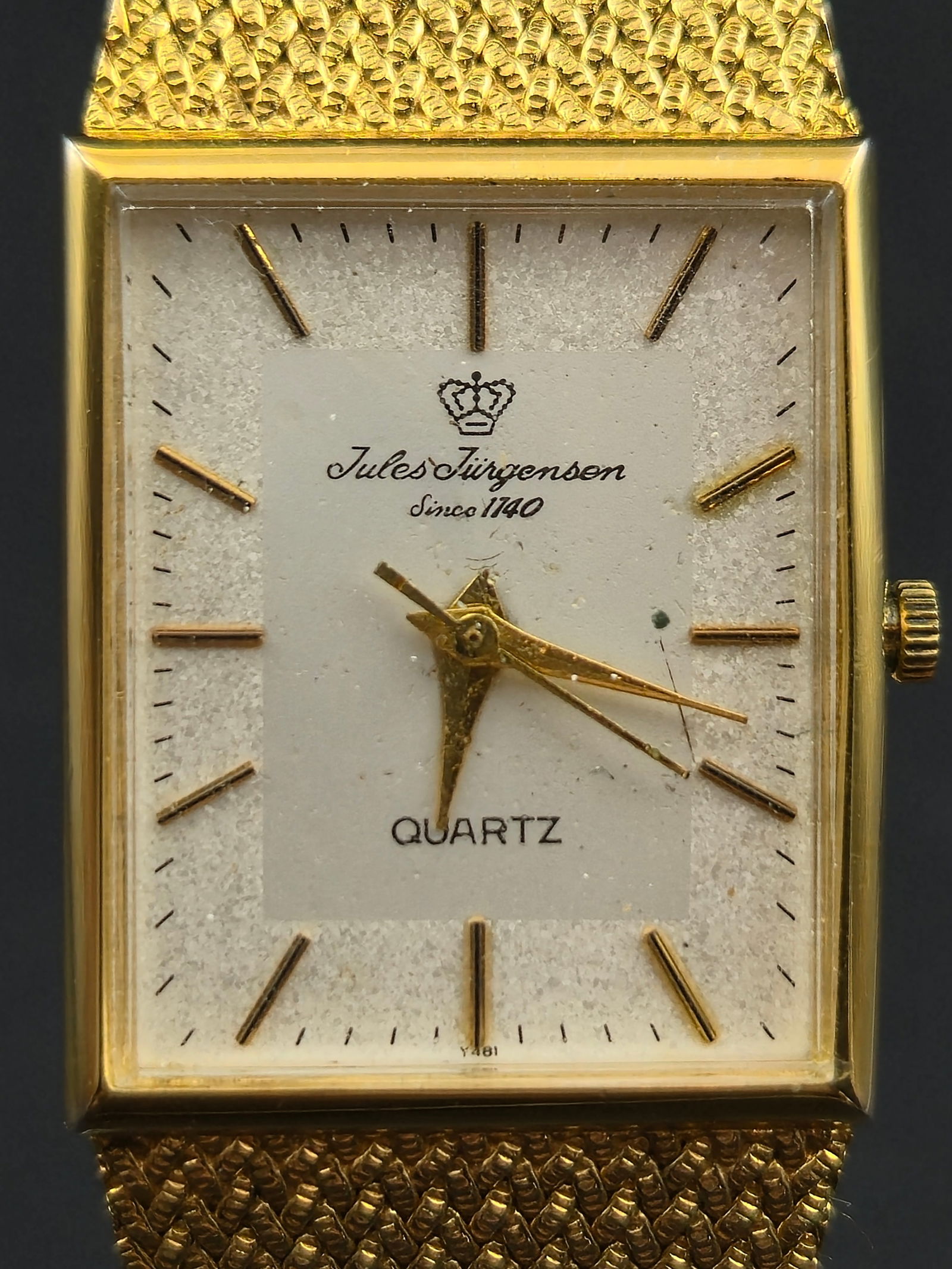 Vintage Jules Jurgensen Quartz Rectangular Dress Watch 23mm Gold-Tone Mesh Bracelet –: Vintage Jules Jurgensen quartz dress wristwatch featuring a rectangular gold-tone case with a silver textured dial and applied gold baton hour markers. Signed dial reads “Jules Jurgensen – Since 1