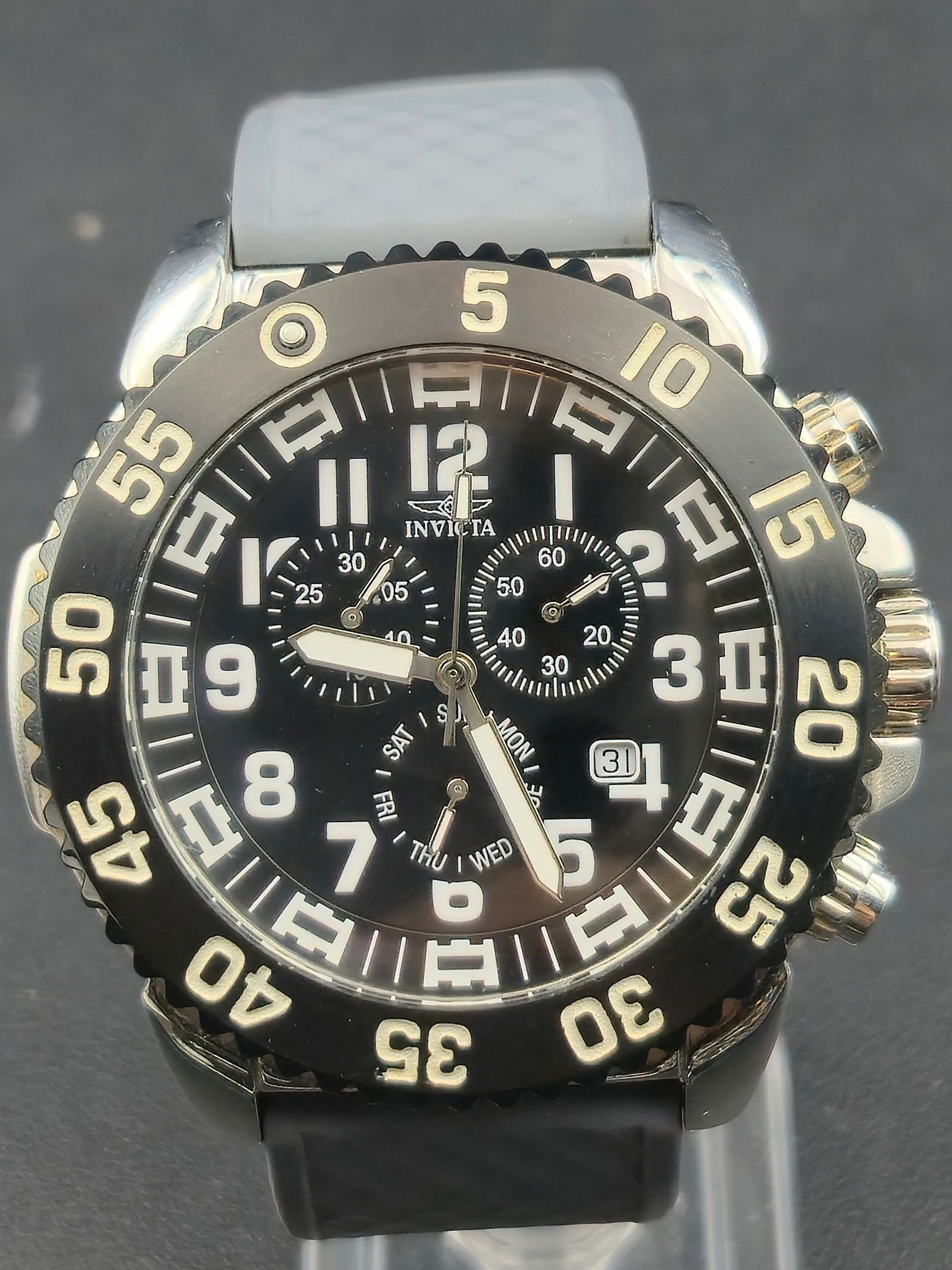 2000s Invicta Pro Diver Chronograph – Stainless Steel – Swiss Quartz – 51mm – Running (1 of 8)