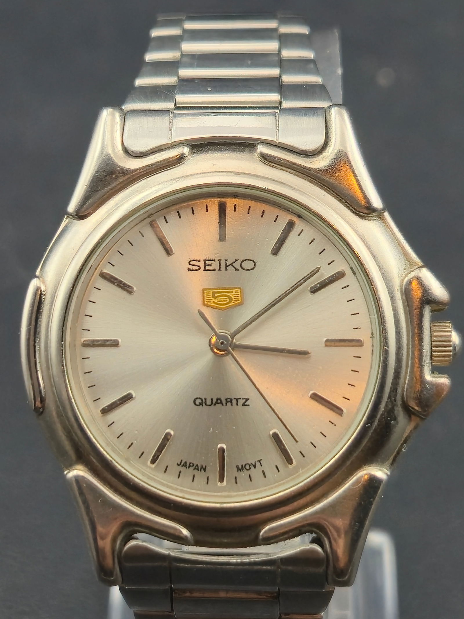 c.1990s Seiko 5 Quartz EY81-5000 Stainless Steel Silver Dial 36mm Running (1 of 9)