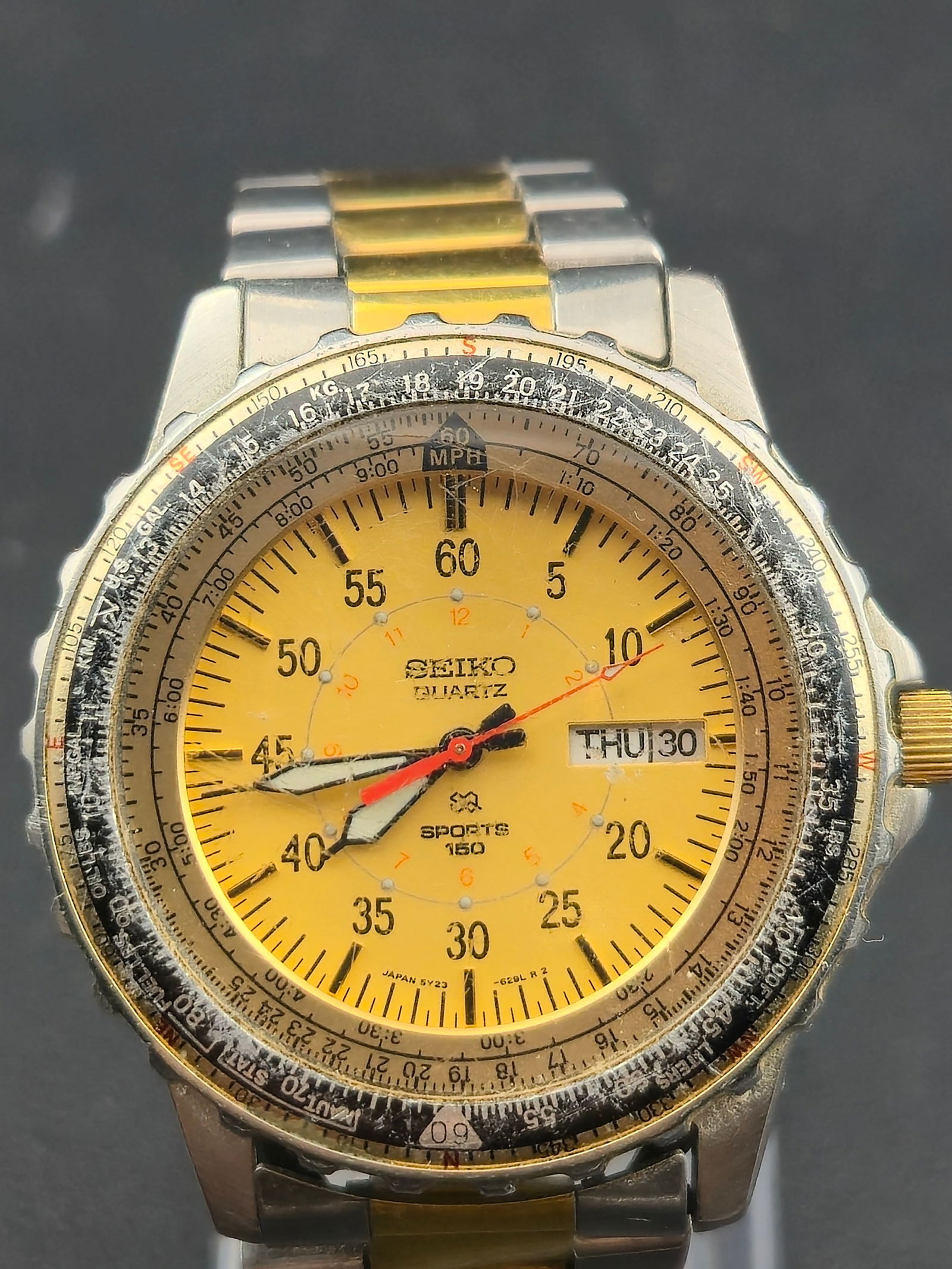 c.1990s Seiko Sports 150 Quartz Yellow Dial Multi-Scale Bezel Two-Tone Bracelet 40mm Untested (1 of 10)