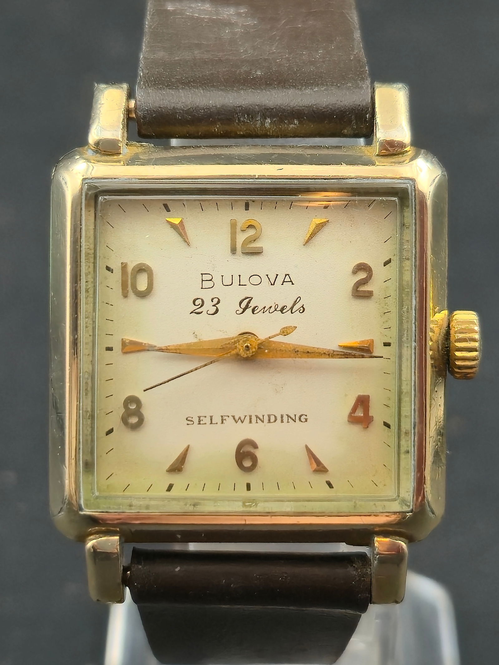 Bulova 1950s Rectangular Selfwinding 23 Jewel Watch Gold Tone Case 20mm (1 of 8)