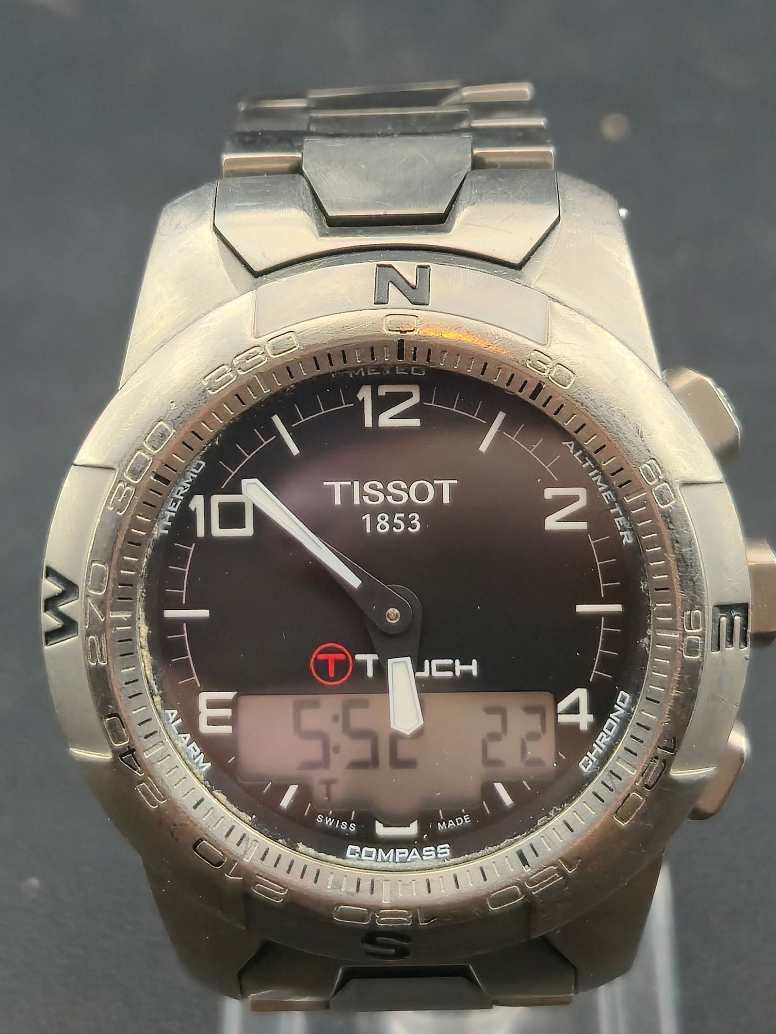 Tissot T-Touch Titanium Ref T047420A Swiss Smart Watch 42mm Running (1 of 9)