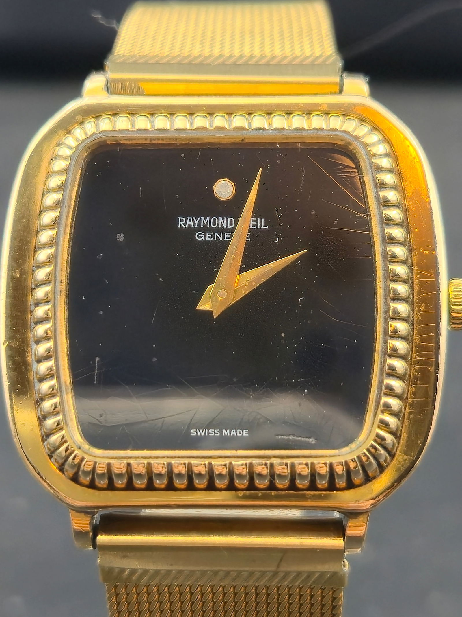 Raymond Weil Genève Ref. 6013 c.1970s Swiss 17J Mechanical Gold Electroplated Watch: Vintage Raymond Weil Genève wristwatch dating to the mid-to-late 1970s, featuring a Swiss manual-wind mechanical movement signed “R. Weil Ltd.” This example is housed in an 18K gold electropl