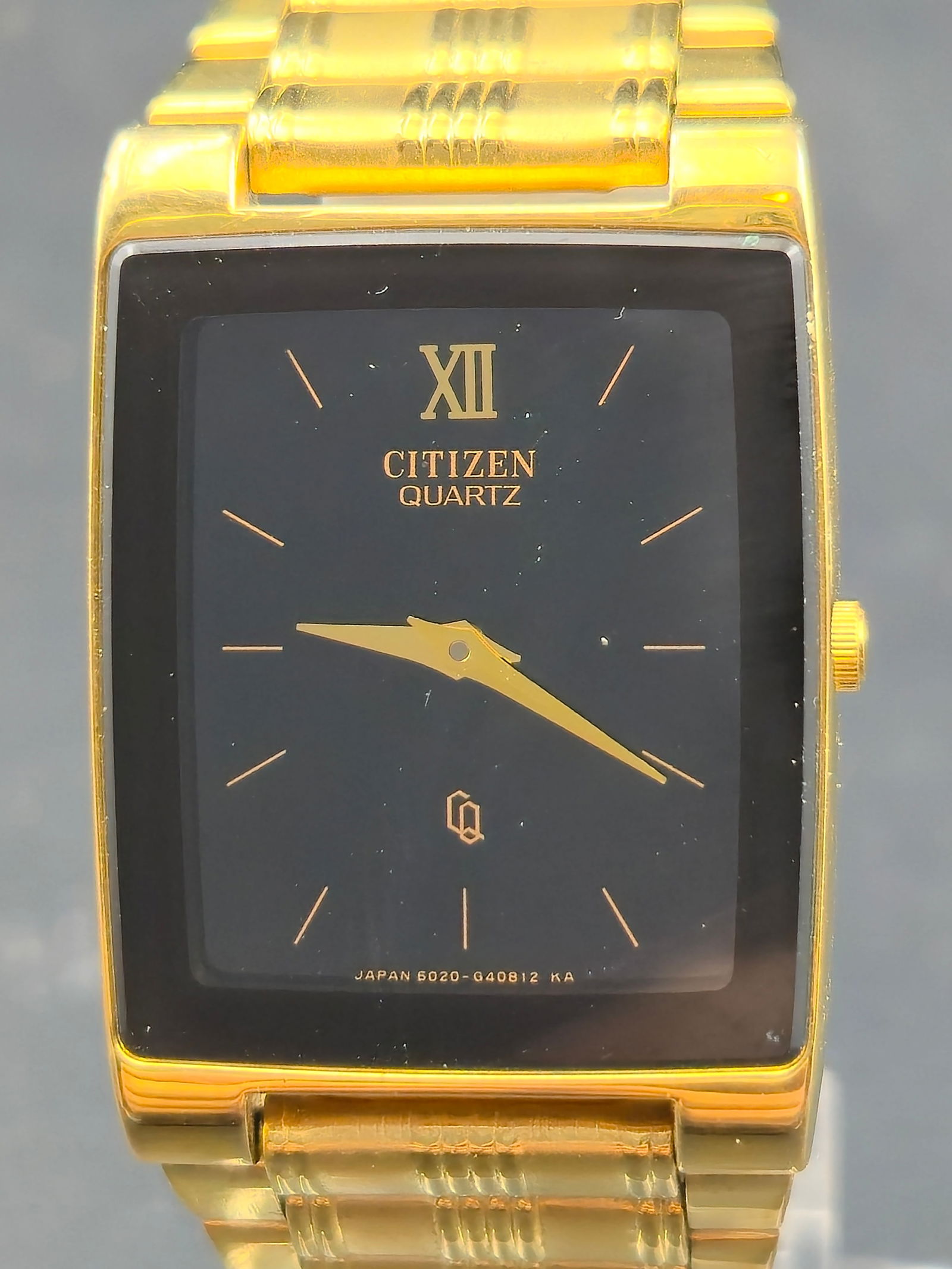 1990s Citizen Quartz Rectangular Black Dial Gold-Tone Bracelet Watch (1 of 9)
