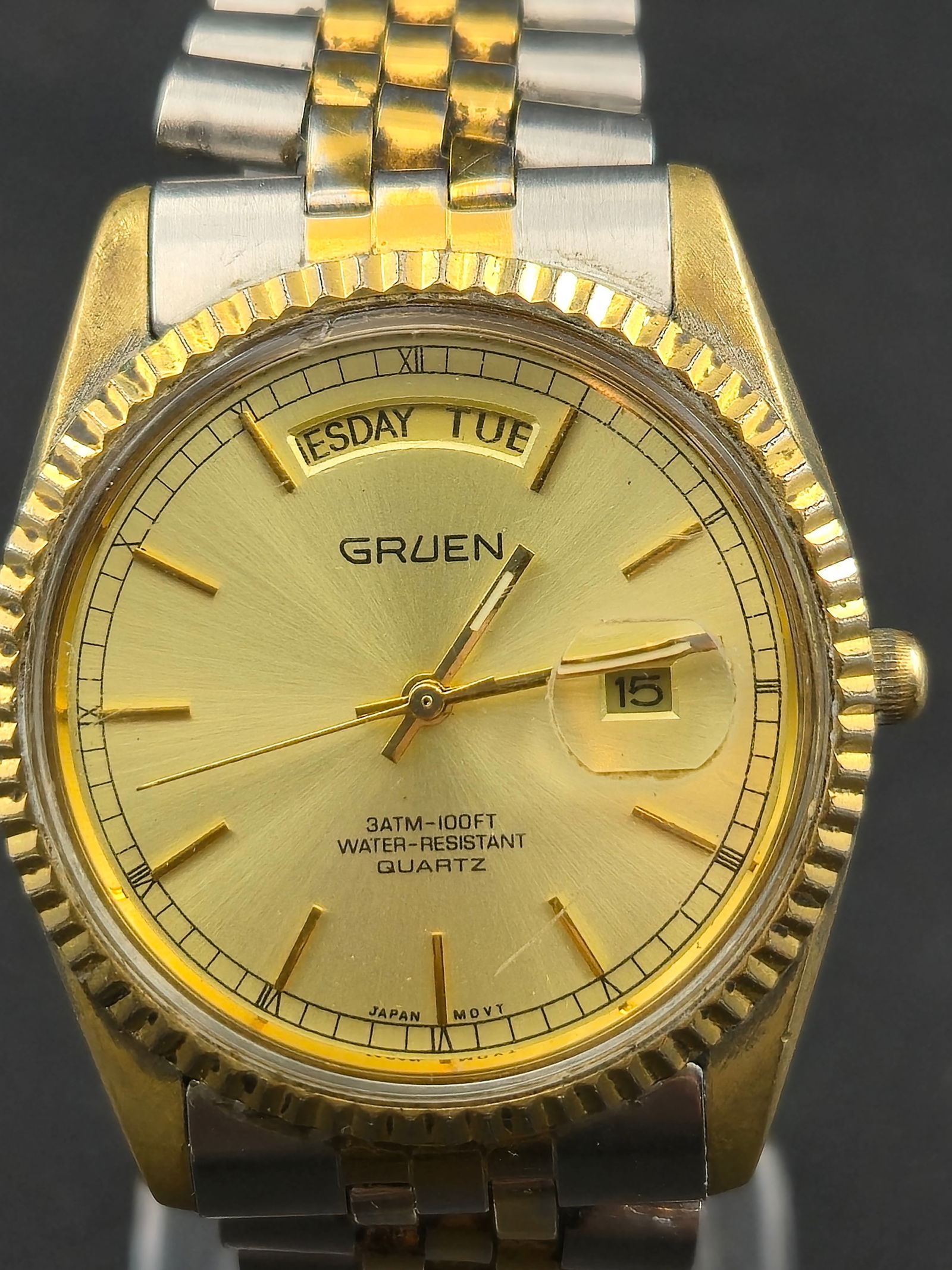 1990s Gruen Quartz Day-Date Two-Tone 34mm Stainless Back Running (1 of 9)