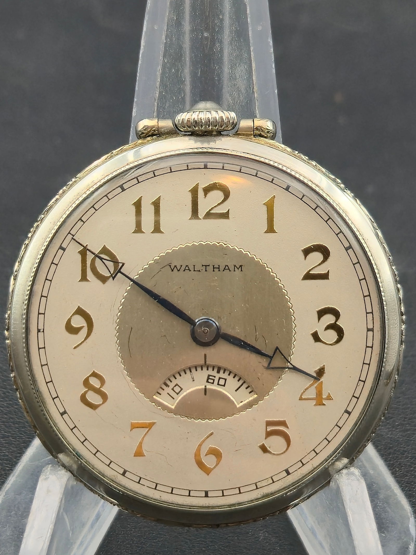 1929 Waltham Grade 1235 12s 17J Open Face 14K White Gold Filled Pocket Watch: Vintage Waltham pocket watch featuring the Grade 1235 movement, produced in 1929. This is a 12 size open face pocket watch housed in a Waltham Wadsworth Quality 14 karat white gold filled case. The wa