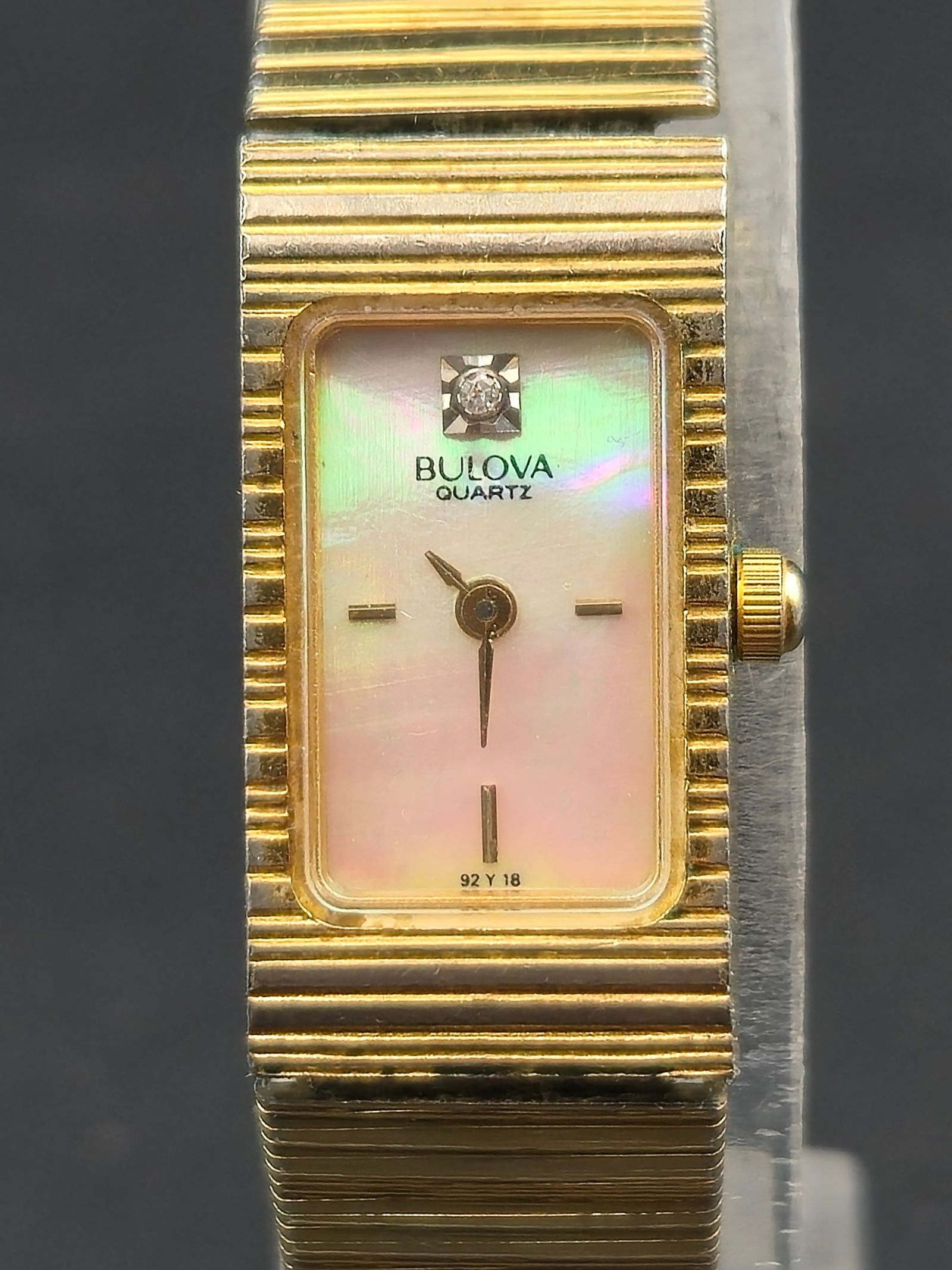 Bulova MOP DIAL Ladies Quartz Gold Tone Bracelet Watch 12mm Full Set (1 of 10)