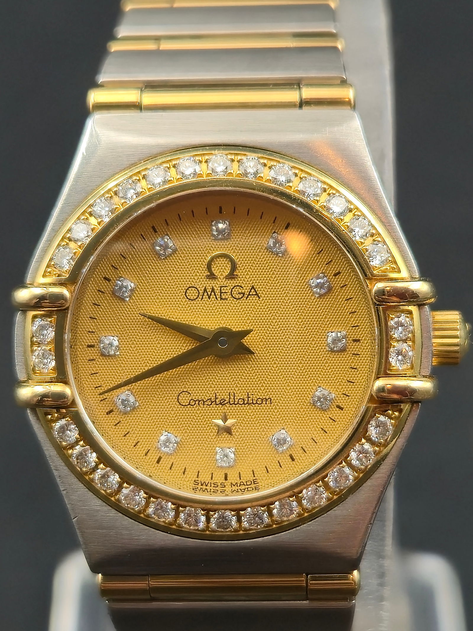 Omega Constellation Quartz Ref. 895.1203 Stainless Steel & 18K Gold Diamond Bezel Circa 1990s (1 of 15)