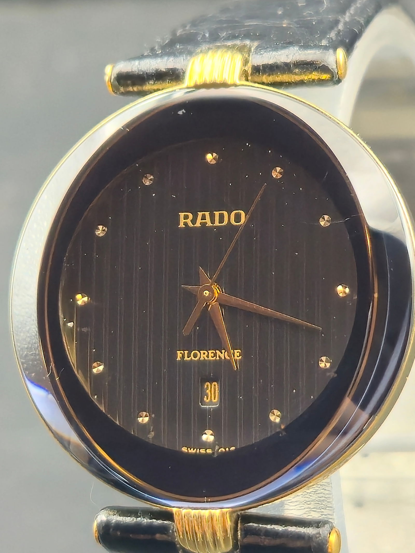Rado Florence Quartz Swiss Watch Gold-Tone Black Dial Date 32mm Circa 1990s (1 of 12)