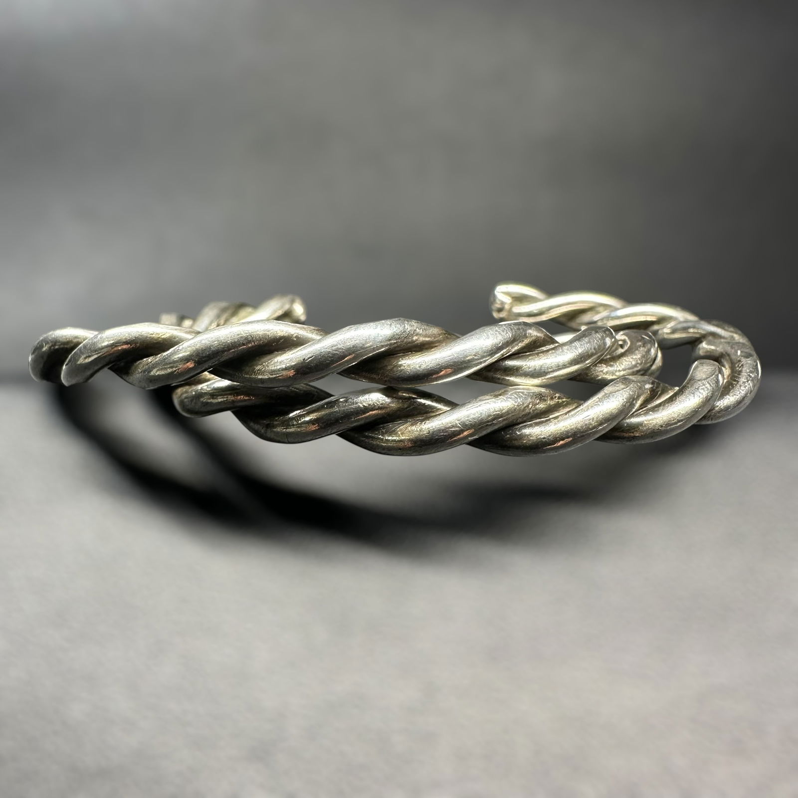 6.5"/41g Native American Navajo Sterling Silver Cuff Bracelet Pair (1 of 10)